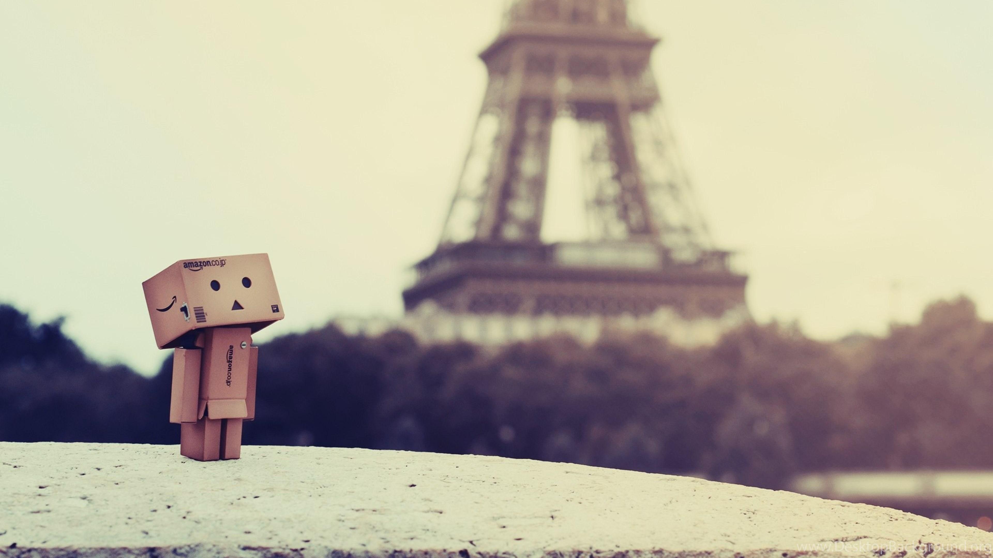 3840x2160 Download Wallpaper 3840x2400 Danboard, Box, Robot, Paris, Eiffel. Desktop Background