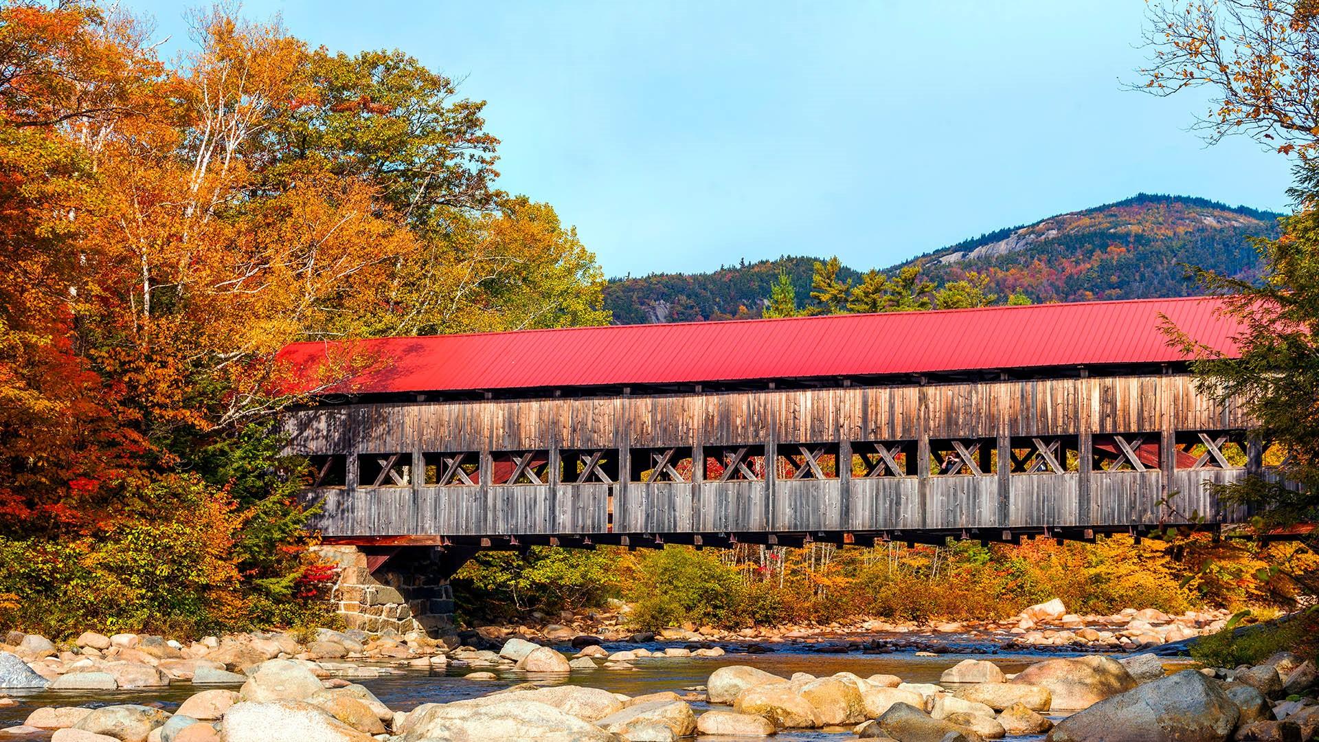 1920x1080 Albany Covered Bridge along Kancamagus Highway over Swift River, New Hampshire, USA. Windows 10 Spotlight Image
