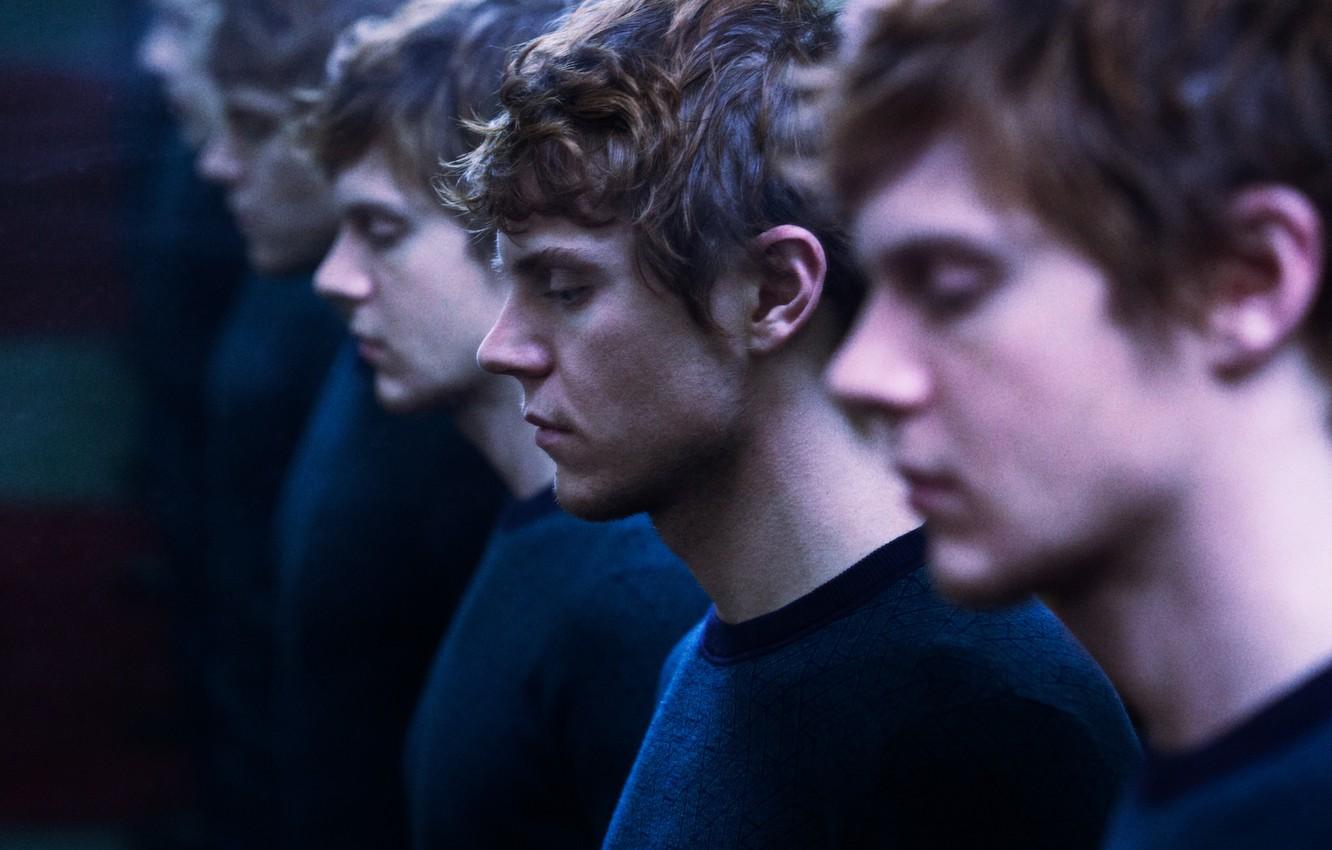 1332x850 Photo Wallpaper Evan Peters, The Laterals, Evan Peters 2017 Photohoot