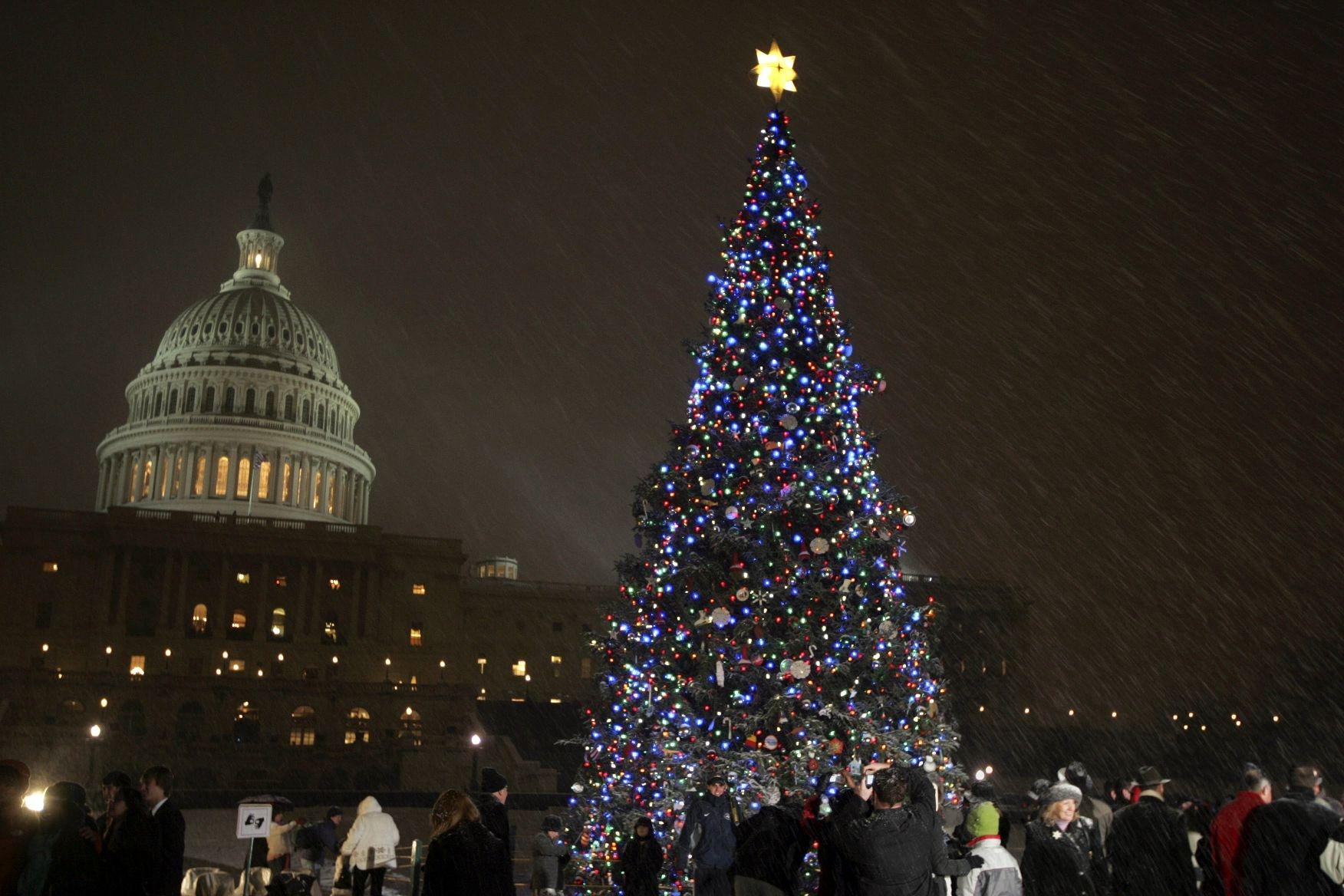 1752x1168 Christmas Wallpaper and Background Imagex1168