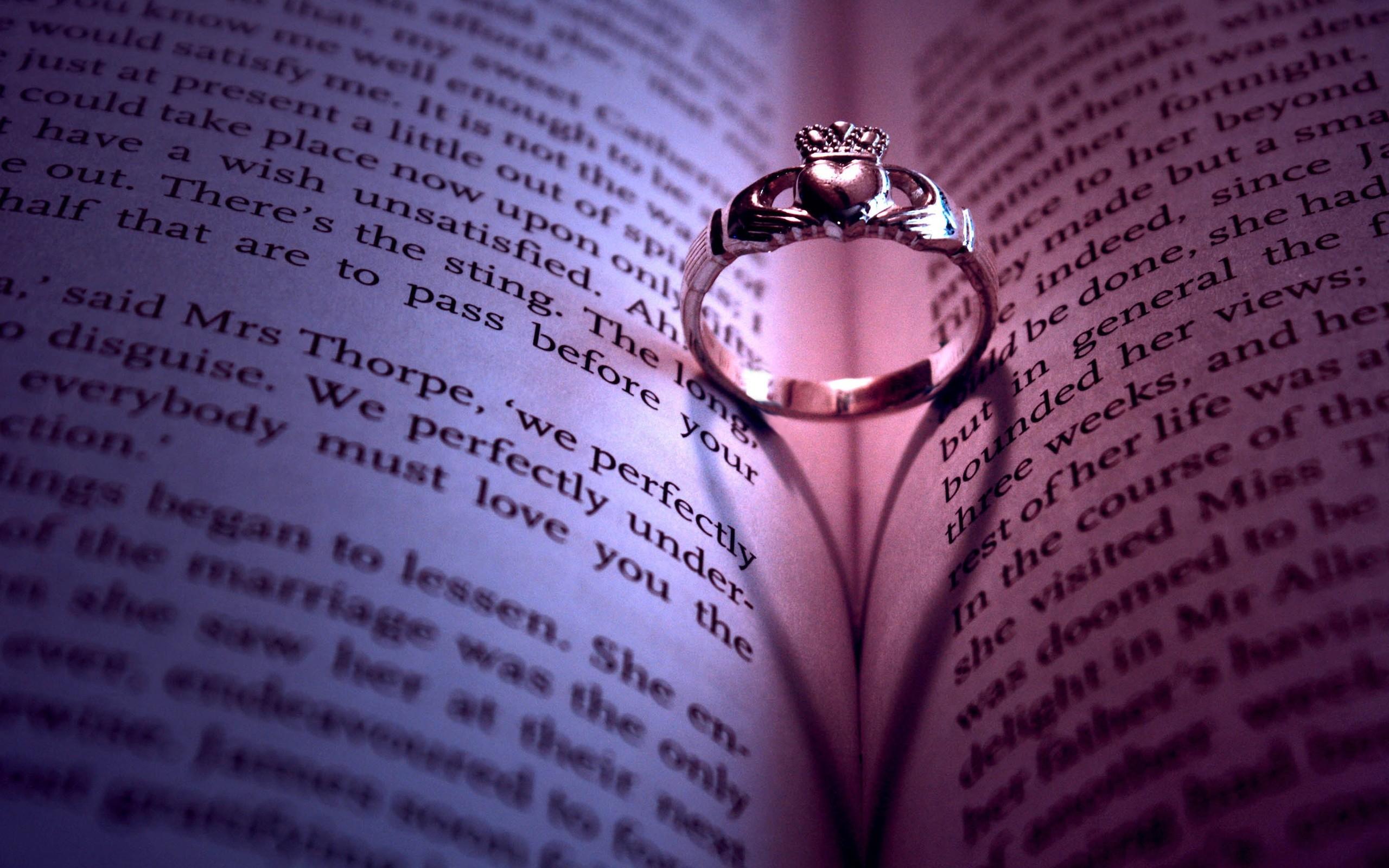 2560x1600 Abstract Love Wallpaper