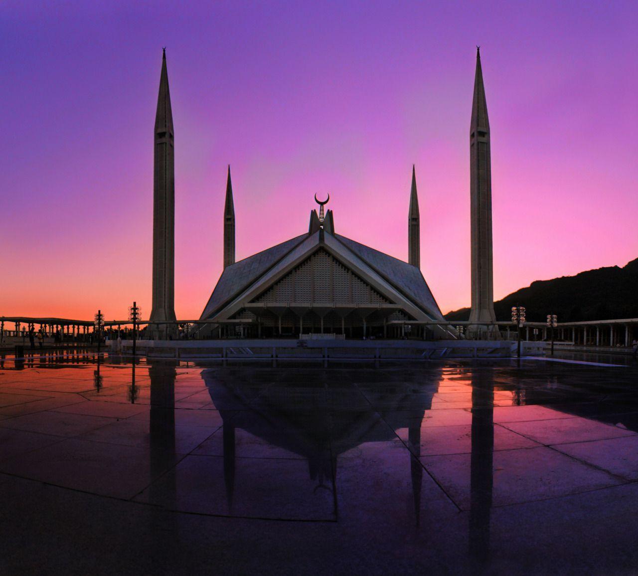 1280x1155 Beautiful Faisal Mosque Islamabad Pakistan. Beautiful places to visit, Islamabad pakistan, Mosque