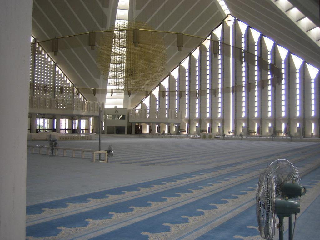 1024x768 Faisal Mosque (Islamabad, 1984)