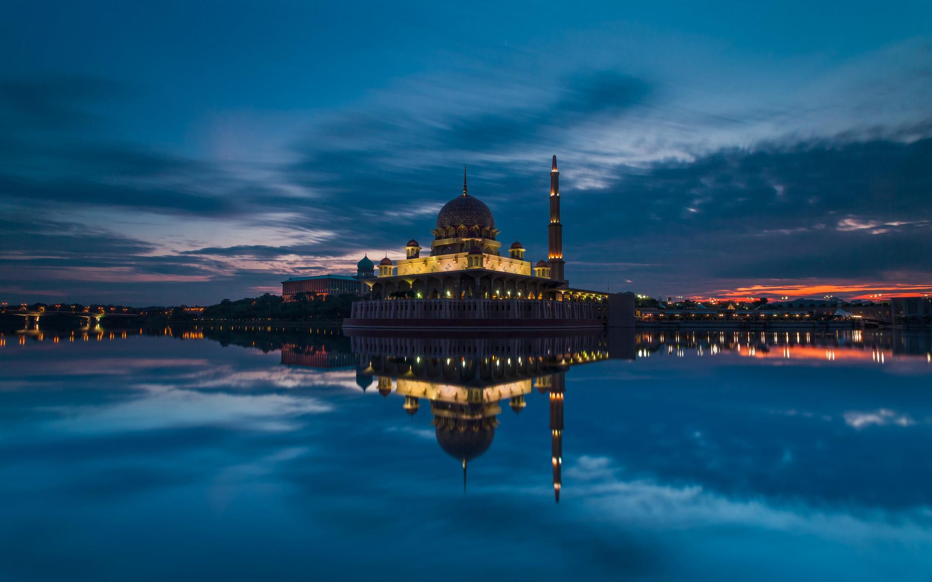 1920x1200 putrajaya, Mosque, Sunset, Clouds, Malaysia, Buildings, Water, Reflection, Sky Wallpaper HD / Desktop and Mobile Background