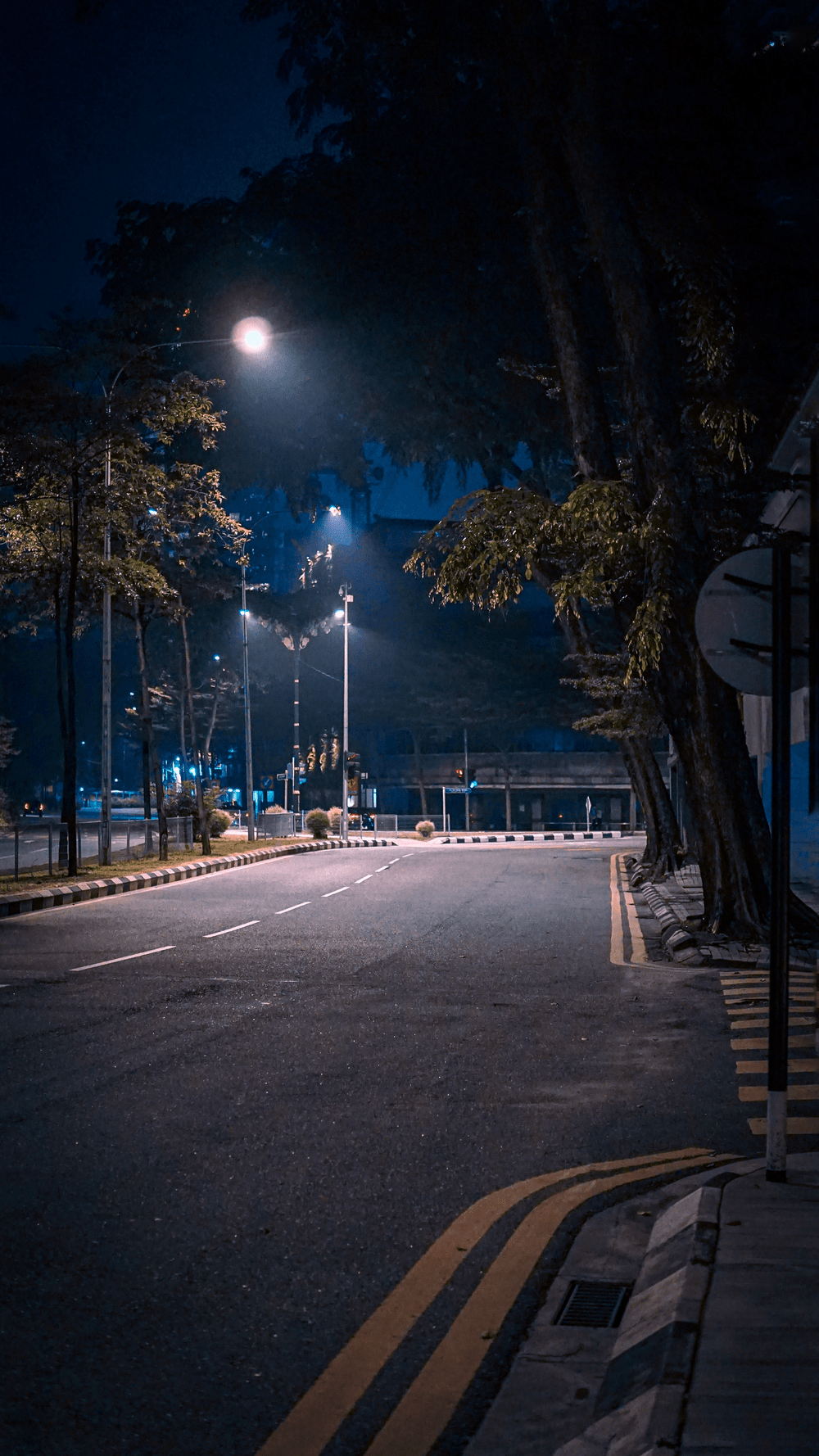 1000x1778 Night Street Picture. Download Free Image