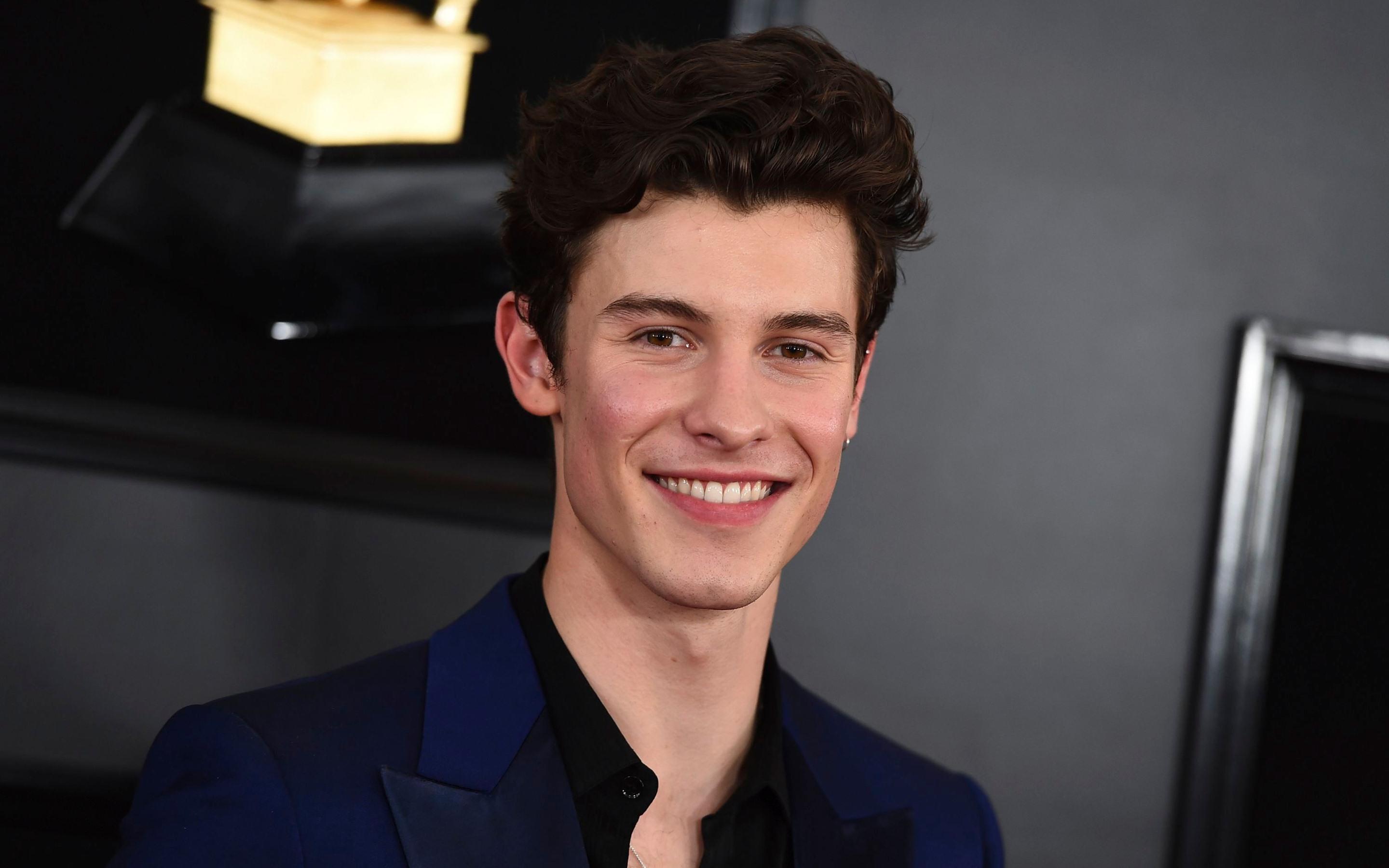 2880x1800 Shawn Mendes Desktop HD Wallpaper 45306