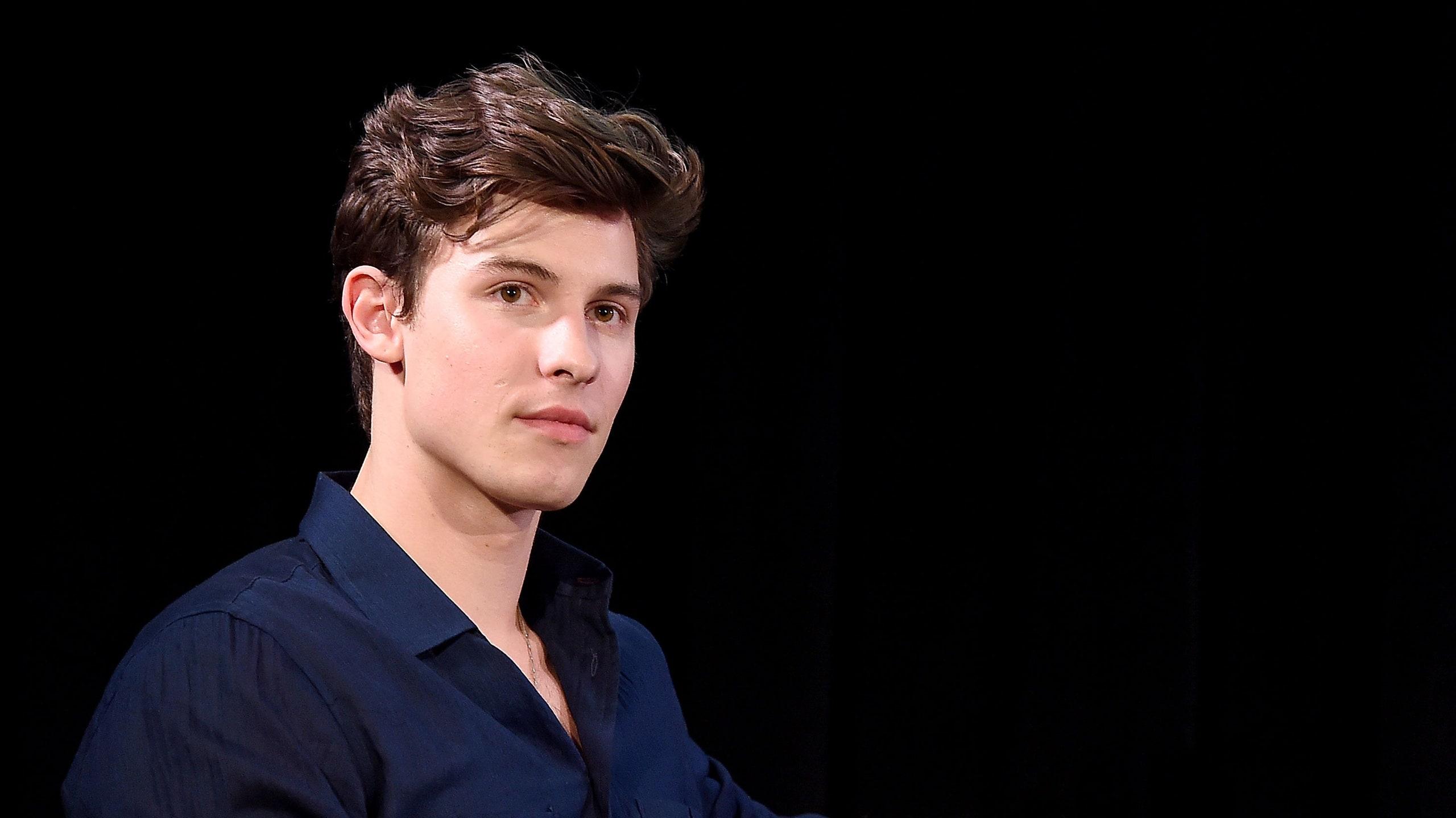 2560x1440 Shawn Mendes Revealed He's Scared of How Social Media Affects Him