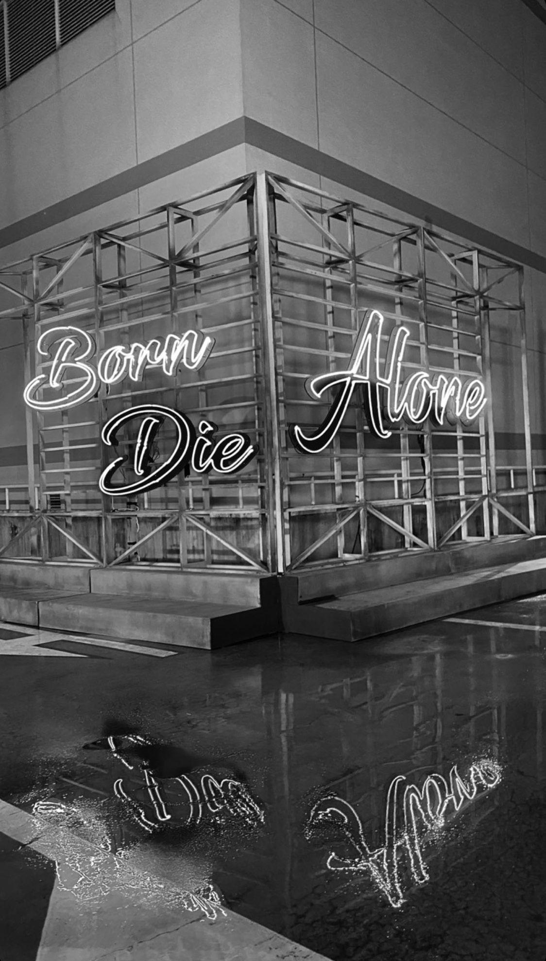 1124x1977 BlackPink 'Lovesick Girls' MV 'Born Alone Die Alone' Wallpaper Kim Insta Story. Wallpaper, Witchy wallpaper, Galaxy wallpaper