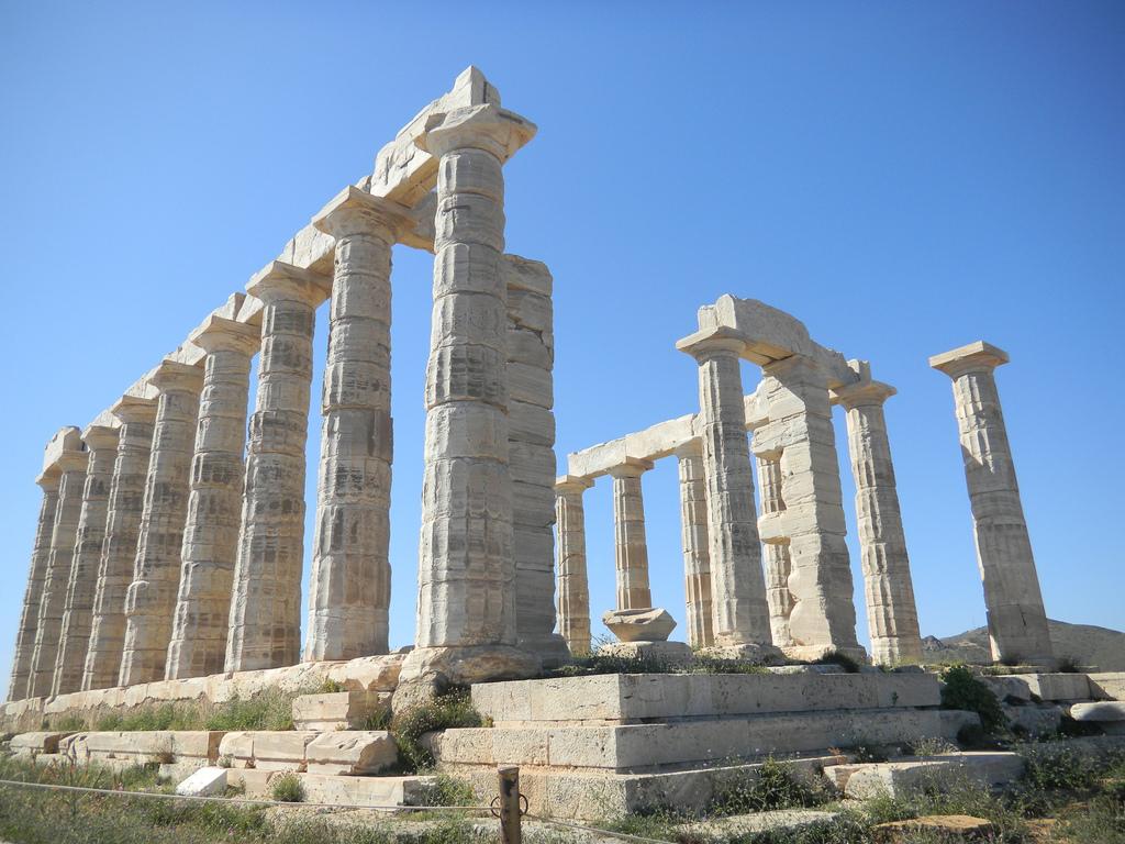 1024x768 Sanctuary of Poseidon at Cape Sounion: History, Picture and Useful Info