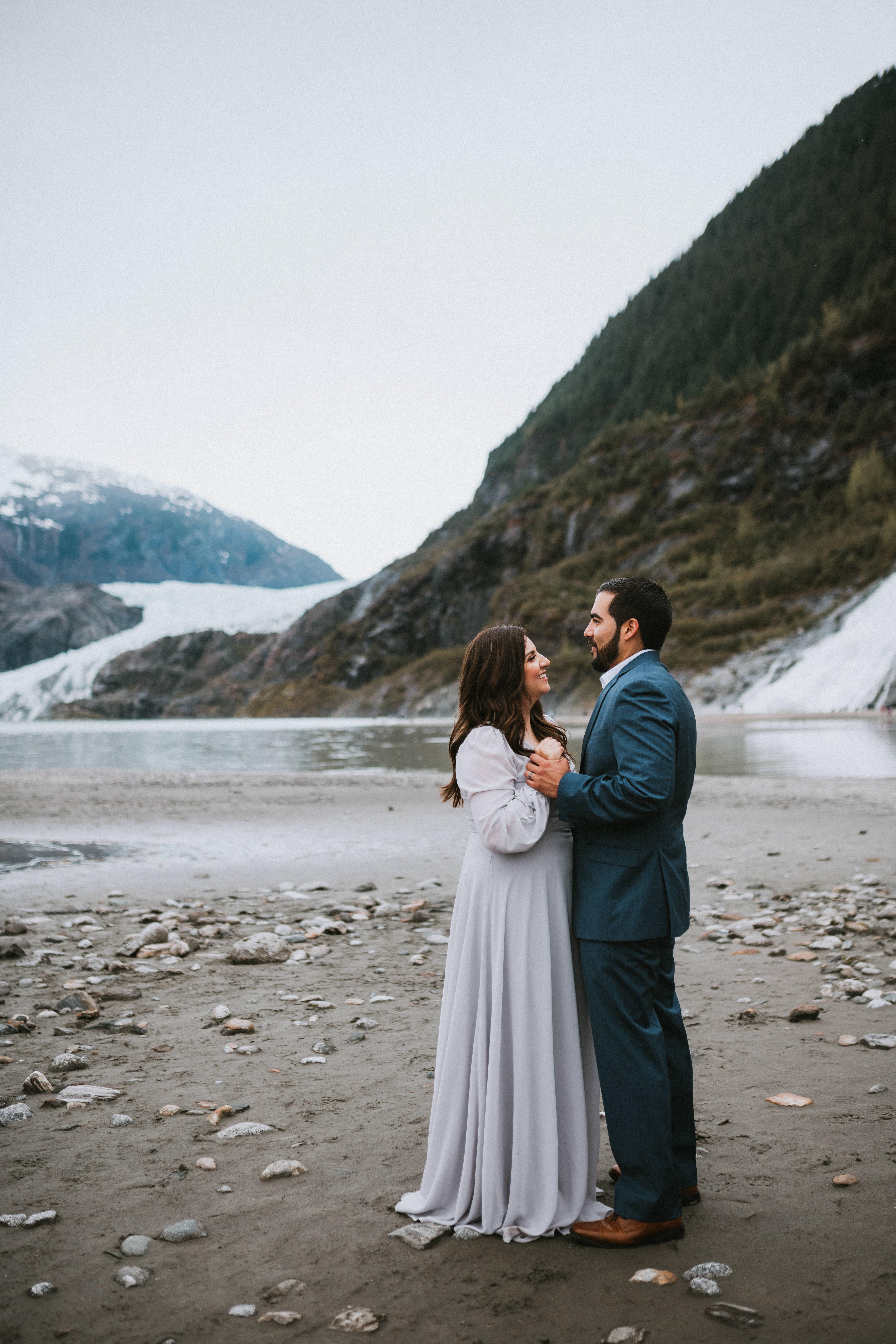 5169x7753 The Best Places for Engagement Photo in Alaska