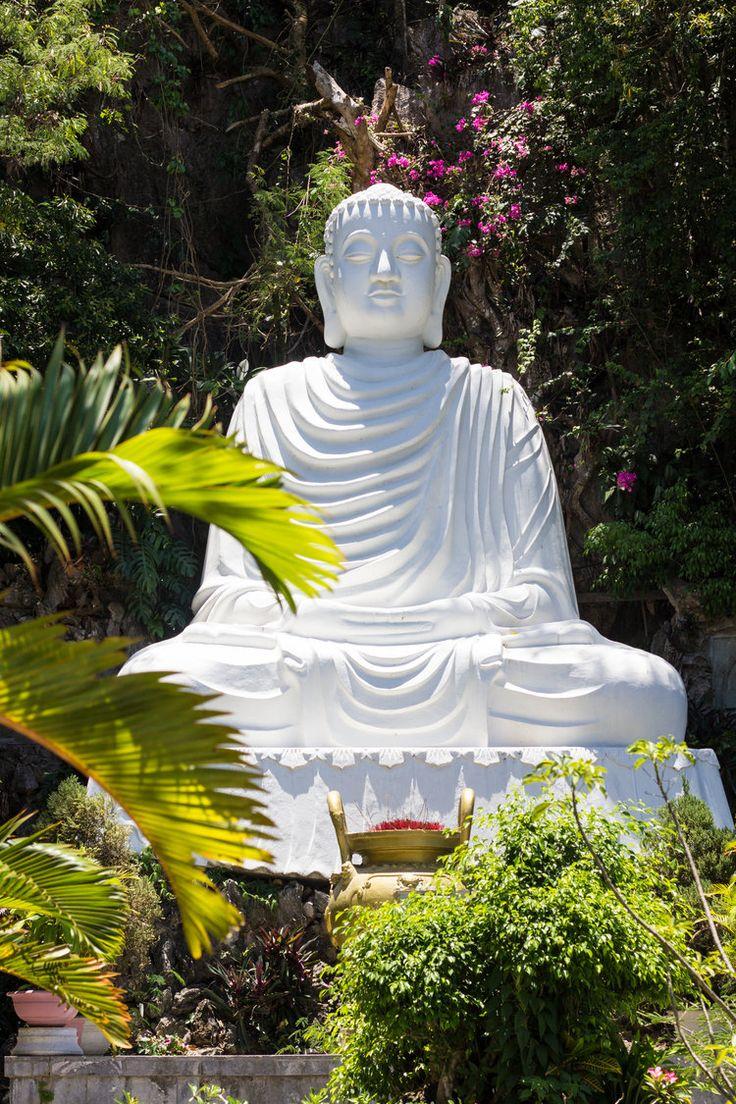736x1104 Buddha at the Marble Mountains // What to see, do and eat when in Hoi An, Vietnam via Känsla. Buddha, Hoi an, Shivaji maharaj HD wallpaper