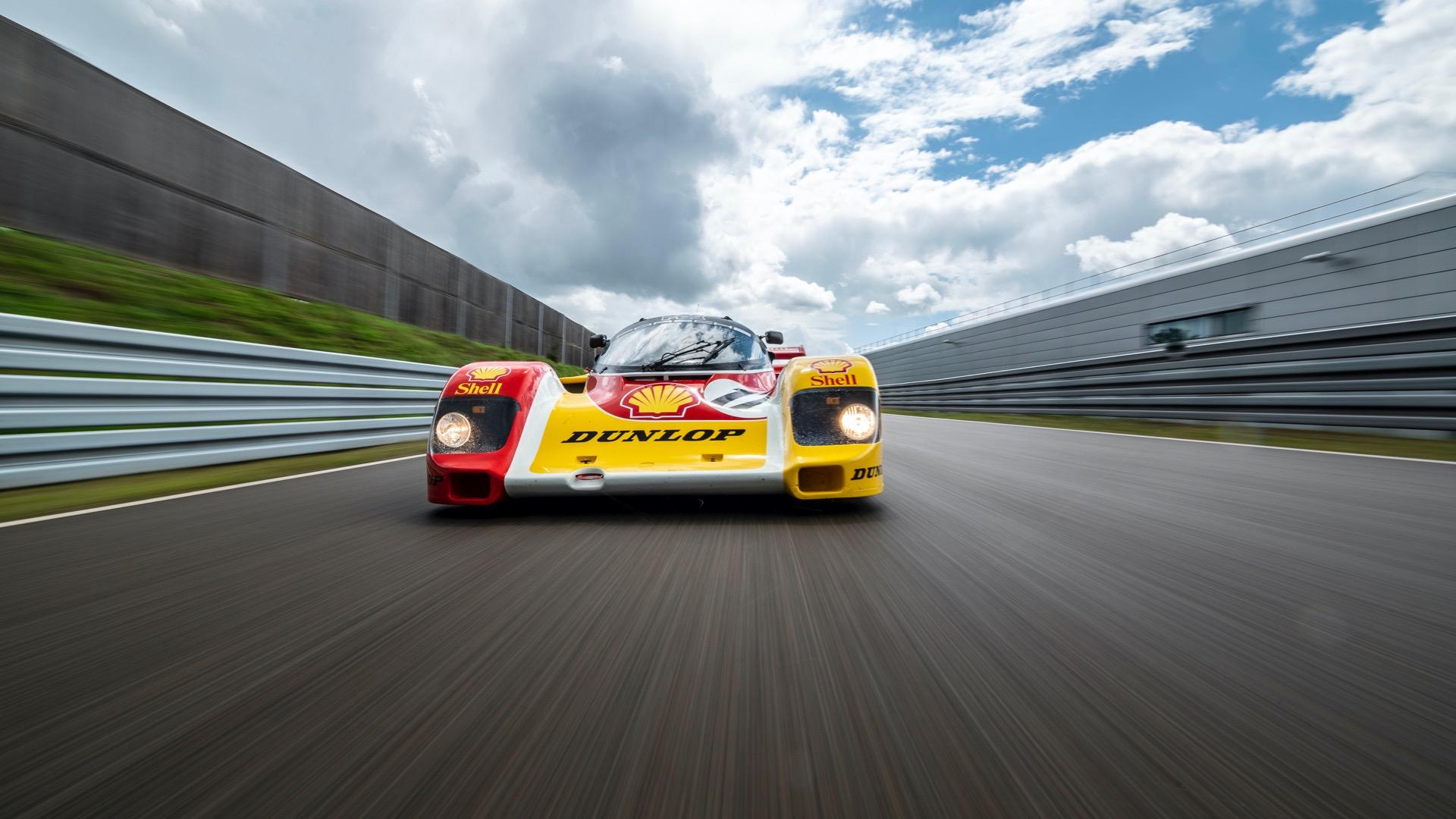 1920x1080 Porsche spent a year and a half restoring the 962 C to its original condition