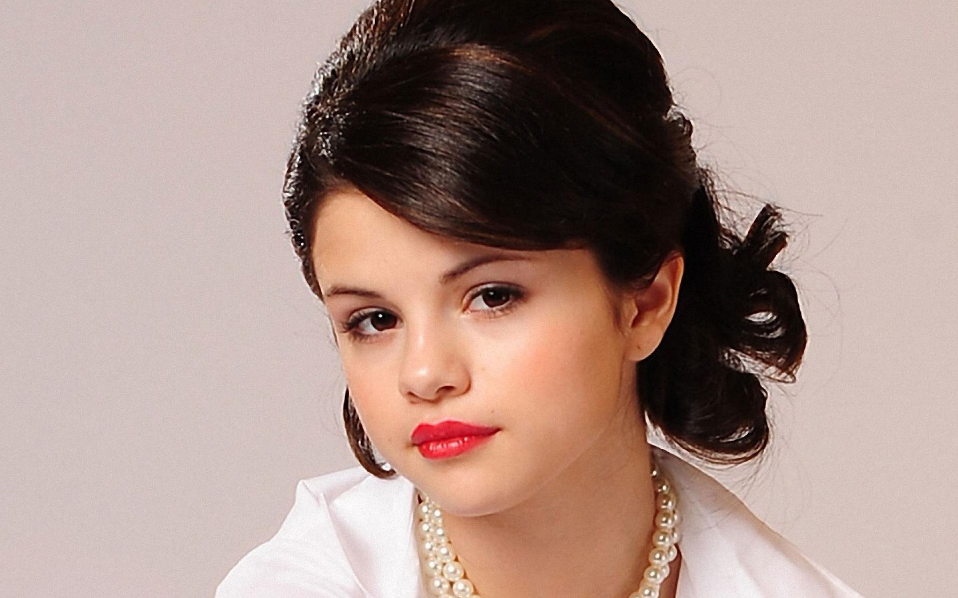 Selena Gomez Face Wallpapers Top Free Selena Gomez Face Backgrounds