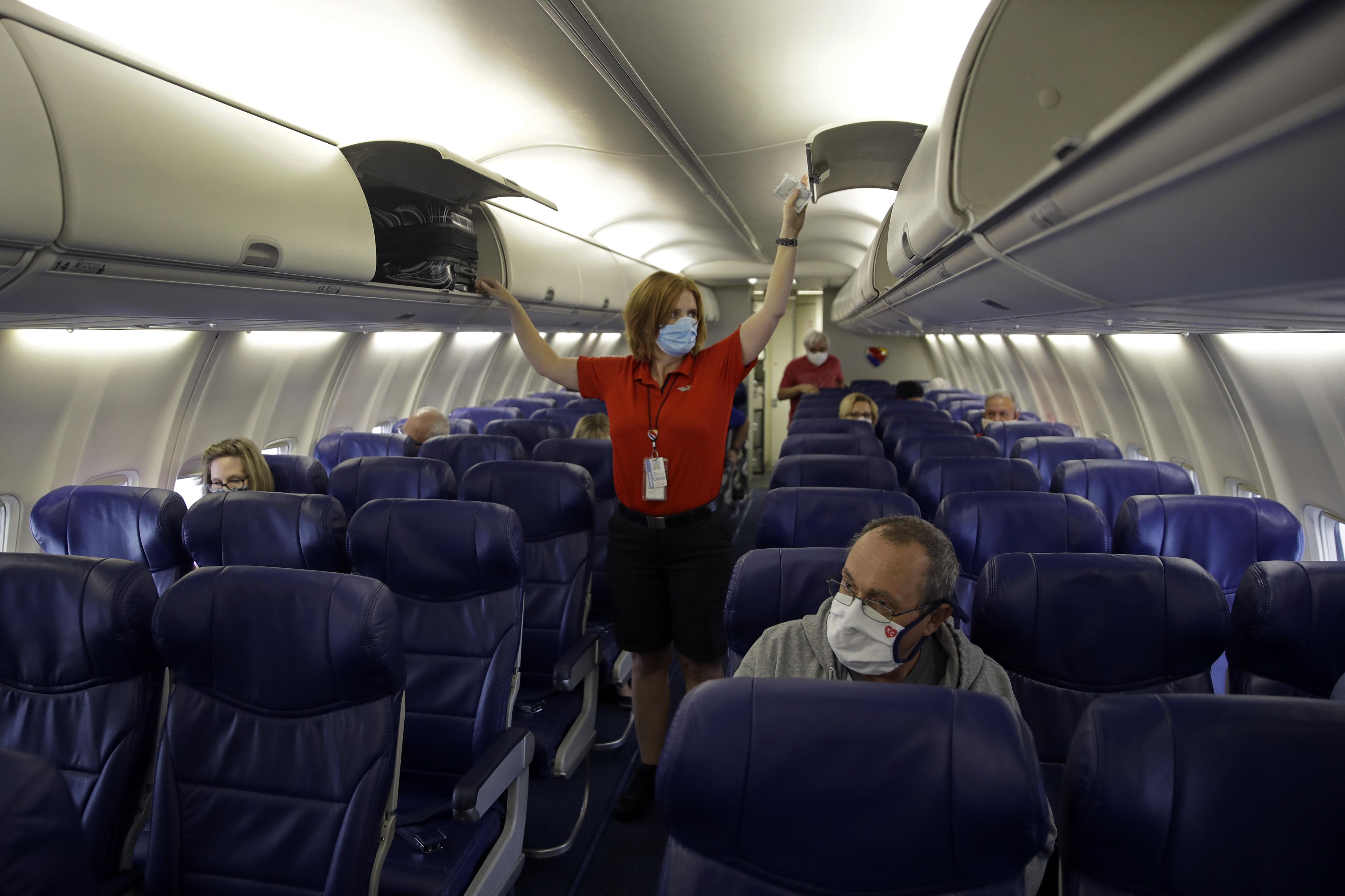 5026x3350 Southwest Airlines resumes normal boarding policy