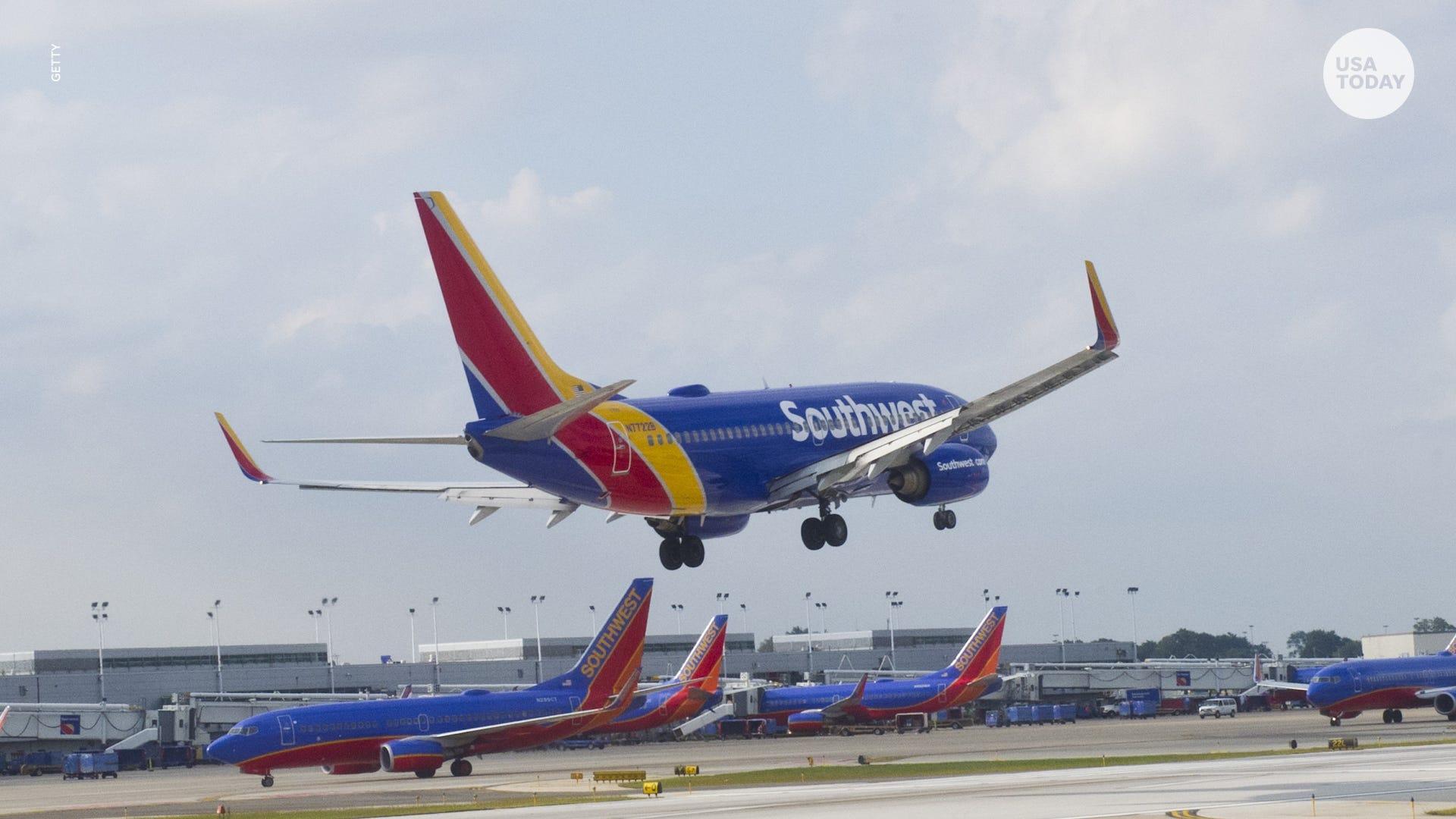 1920x1080 Southwest passenger AirDrops lewd photo to woman on flight