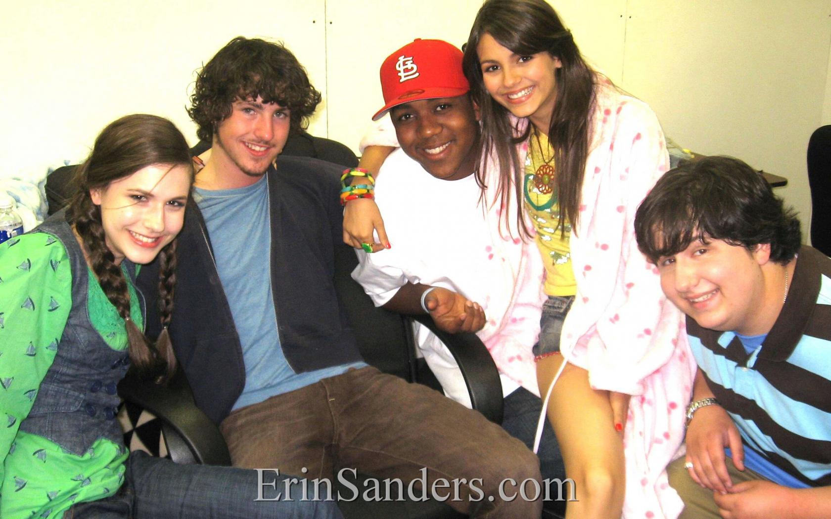 1680x1050 Free download Latest Zoey 101 Desktop Wallpaper [2592x1456] for your Desktop, Mobile & Tablet. Explore Zoey 101 Wallpaper. Zoey 101 Wallpaper, 101 Dalmatians Wallpaper, 10.1 Tablet Wallpaper