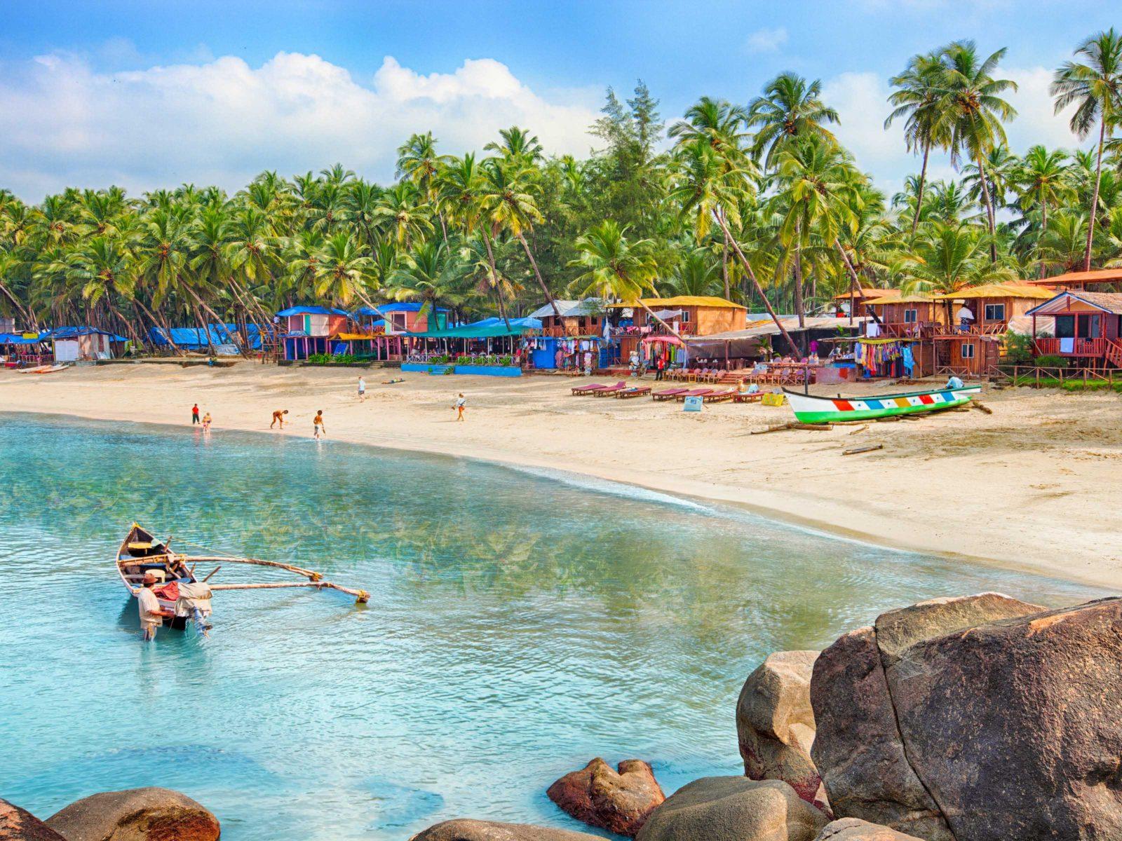 1600x1200 Agonda Beach in Goa State of the south coast of India :