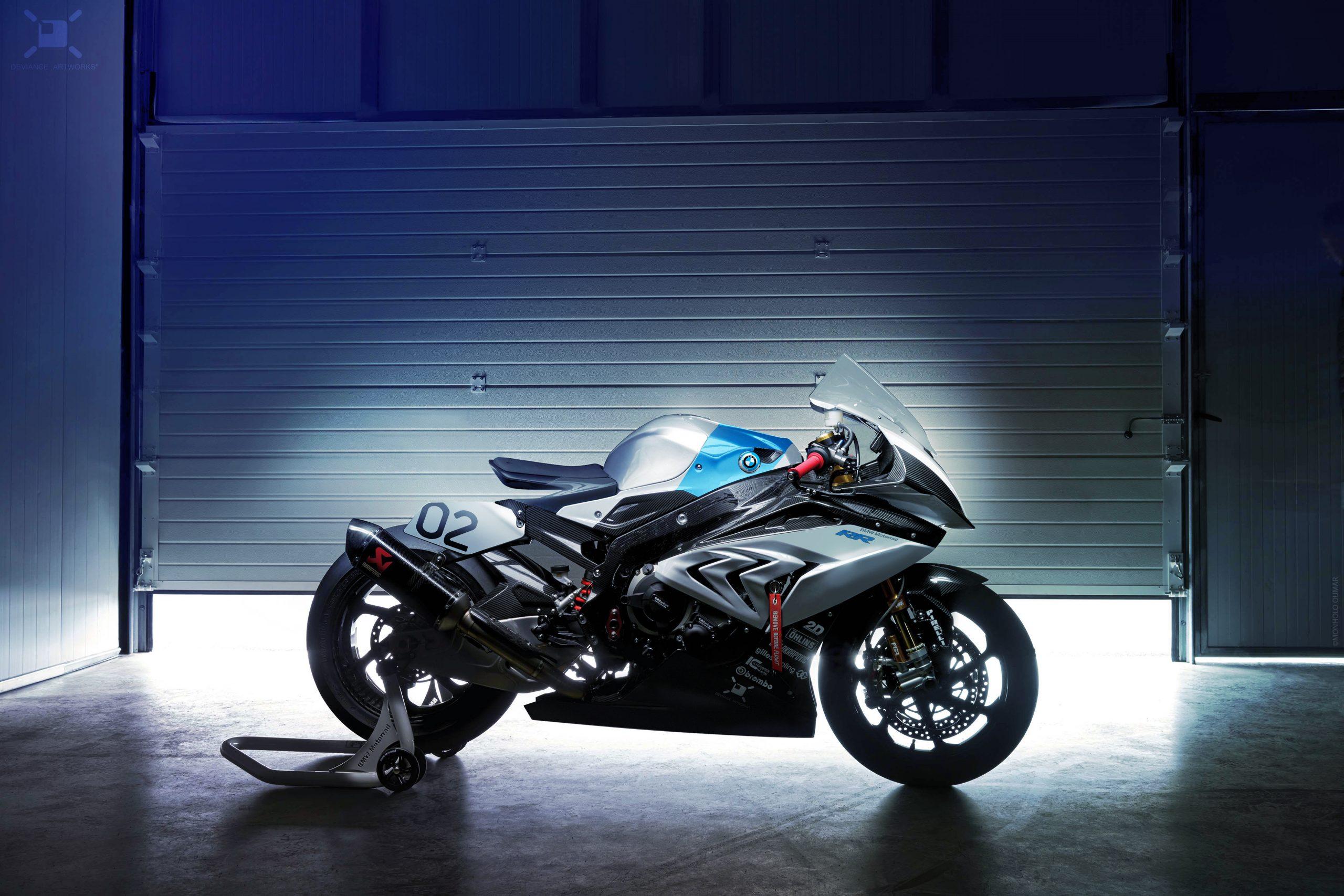2560x1707 BMW Motorcycle [4K] Wallpaper