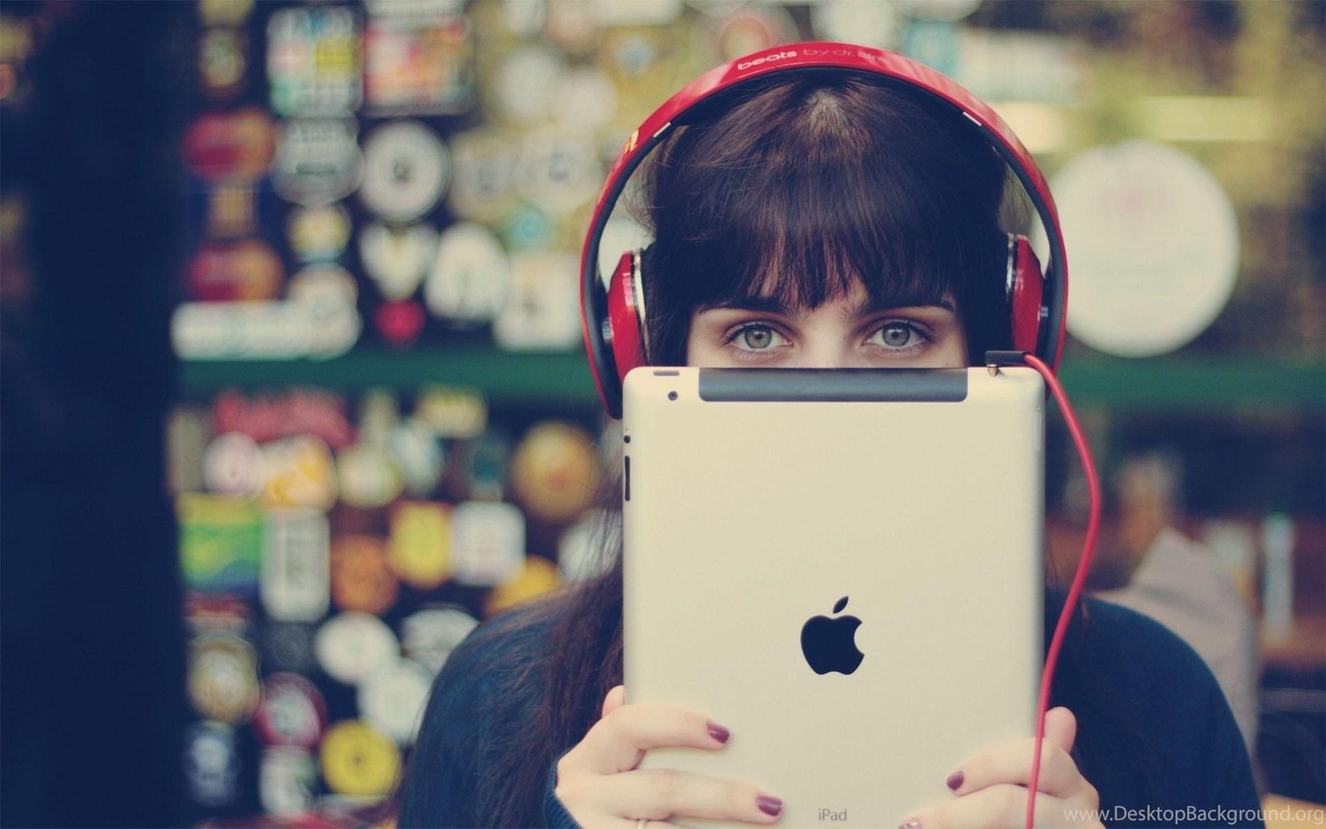 1920x1200 Hi tech, Girl, Headphones, iPad, Apple, Photo Vintage, HD Wallpaper Desktop Background