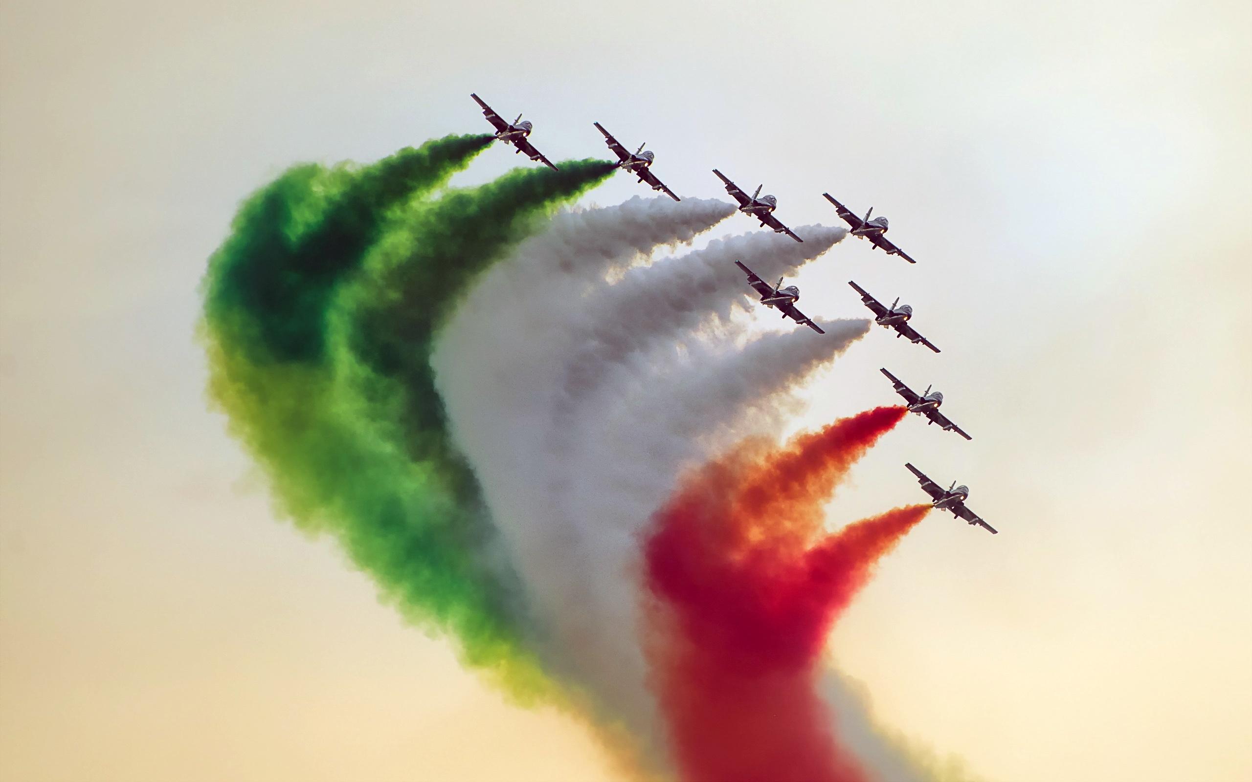2560x1600 Air Force Fighter Jets Wallpaper