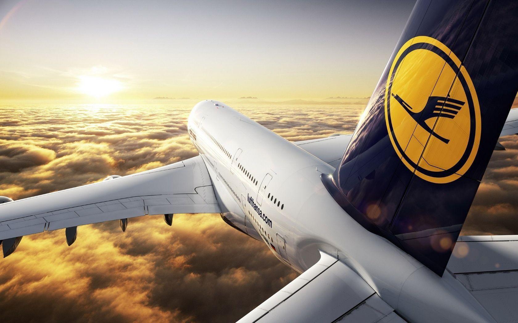 1680x1050 Airplane Wallpaper 1680x1050