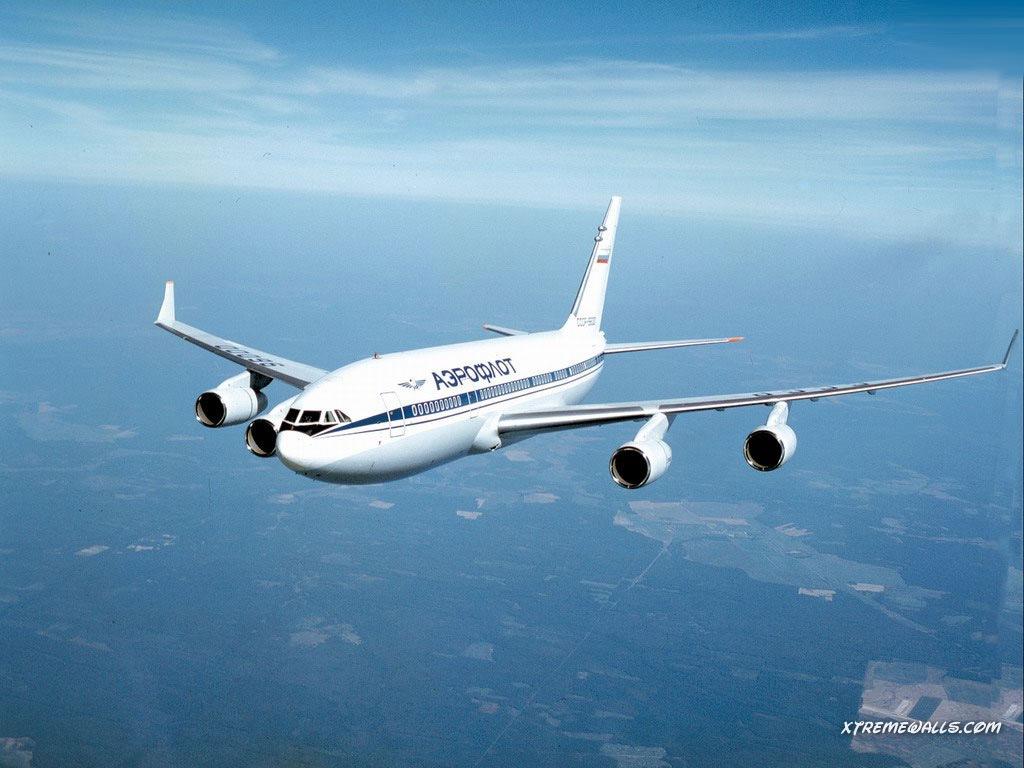 1024x768 Commercial Airplane Desktop Wallpaper 07742