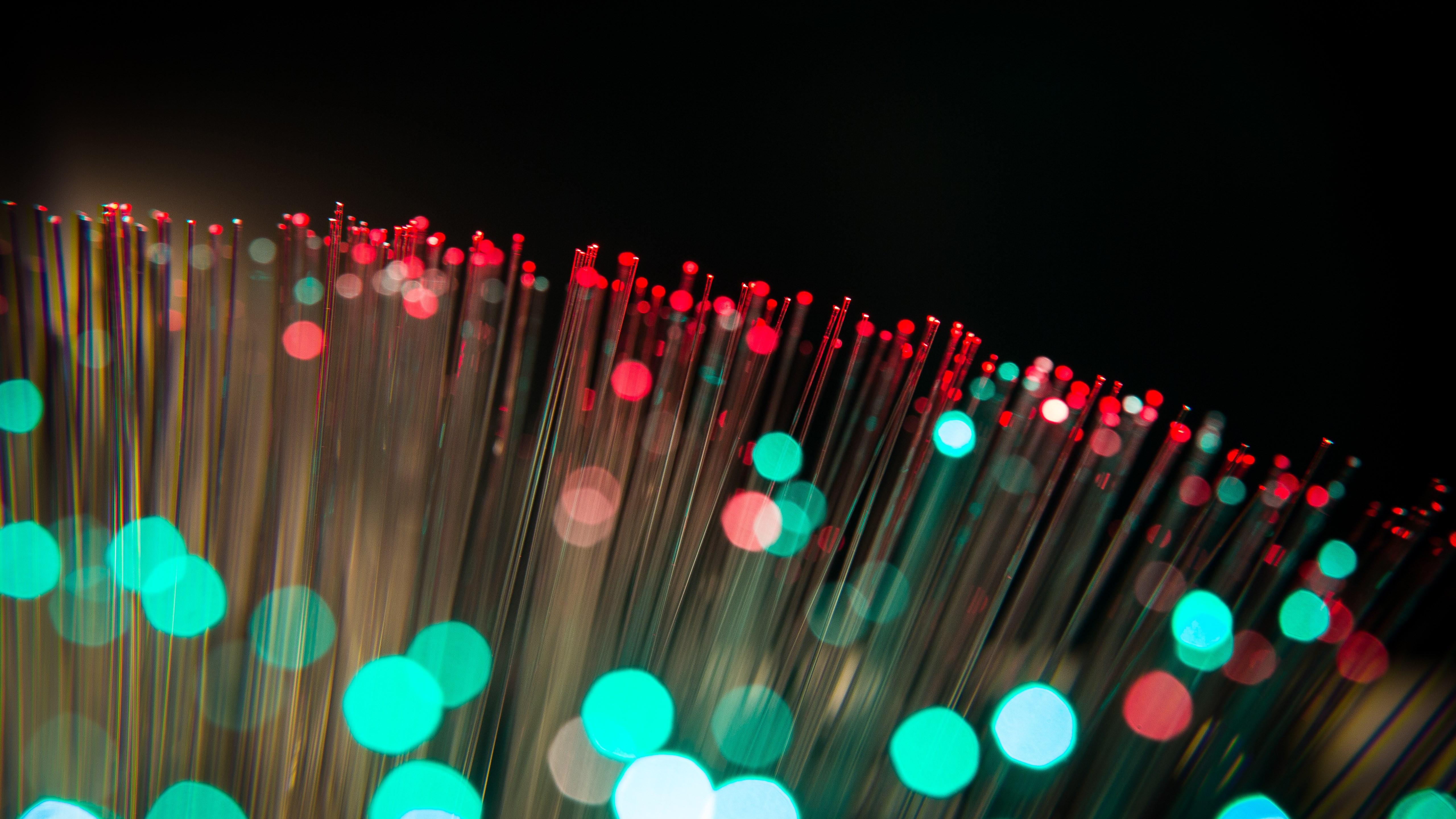 5120x2880 Download wallpaper: Red and green bokeh 5120x2880