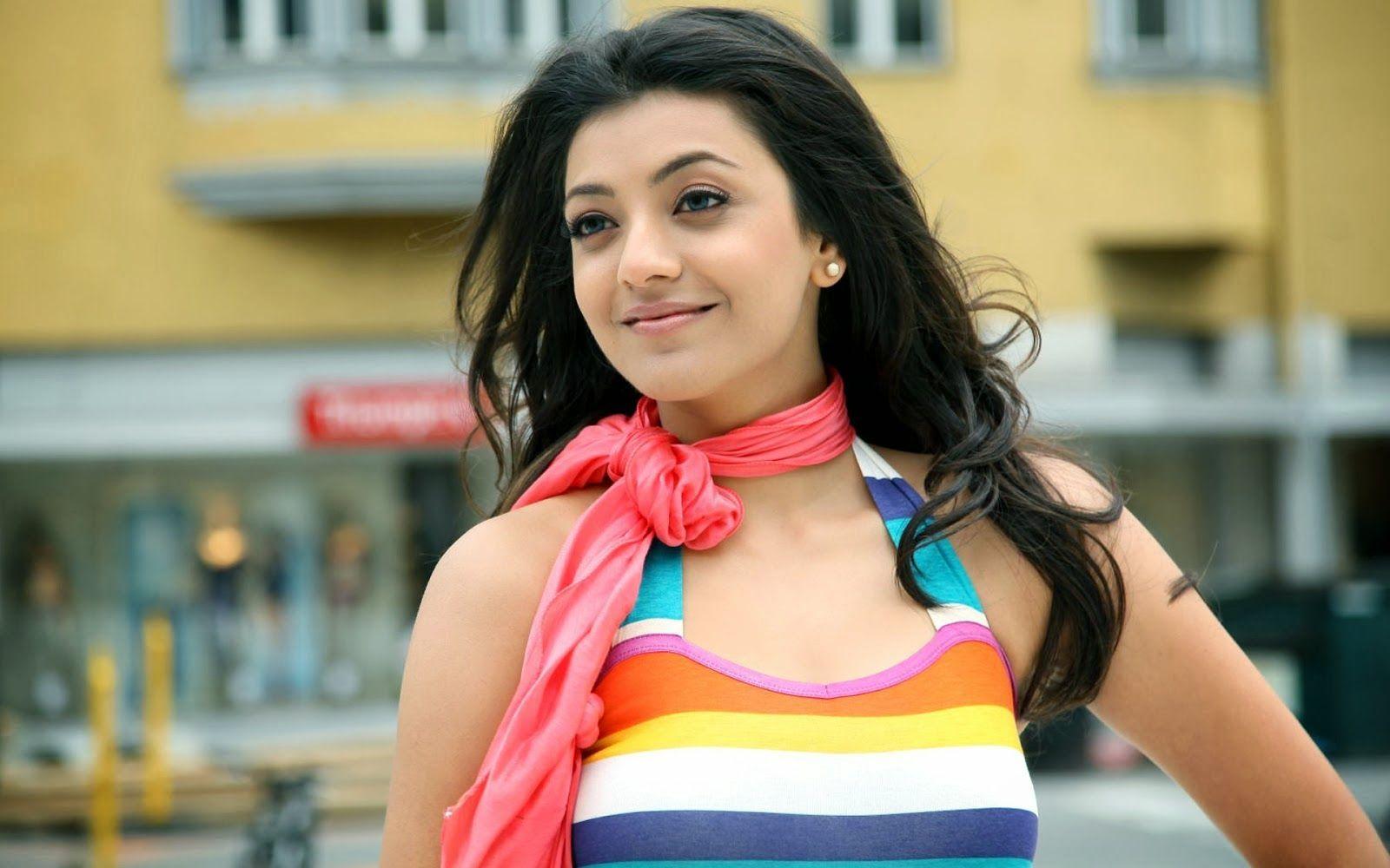 1600x1000 Indian Stylish Girl Wallpaper