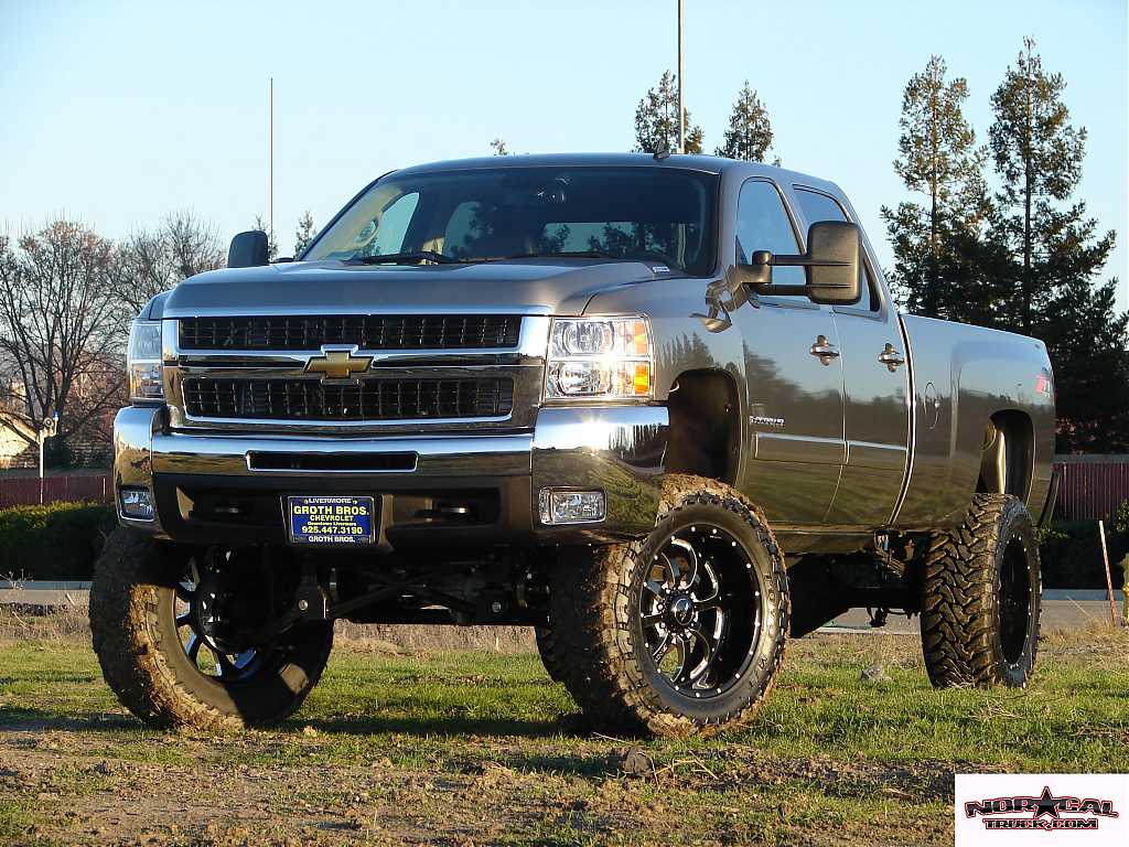 1024x768 Free download chevy diesel trucks with stacks Car Picture [1024x768] for your Desktop, Mobile & Tablet. Explore Lifted Duramax Wallpaper. Truck Wallpaper for My Desktop, 4X4 Wallpaper, Lifted Chevy Trucks Wallpaper
