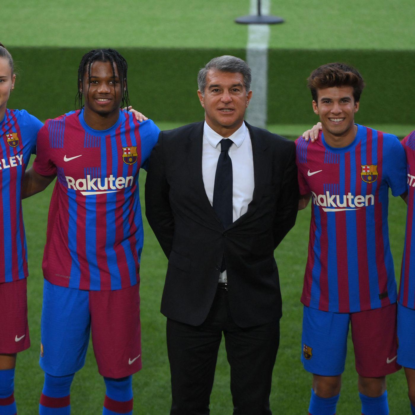 1400x1400 View 20 Fc Barcelona Kit 21 22