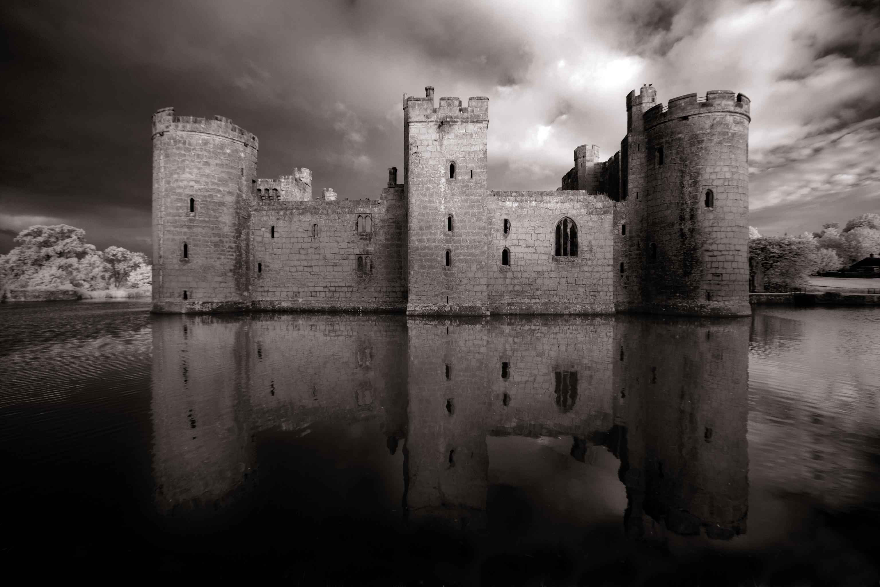 Castle Black and White Wallpapers - Top Free Castle Black and White