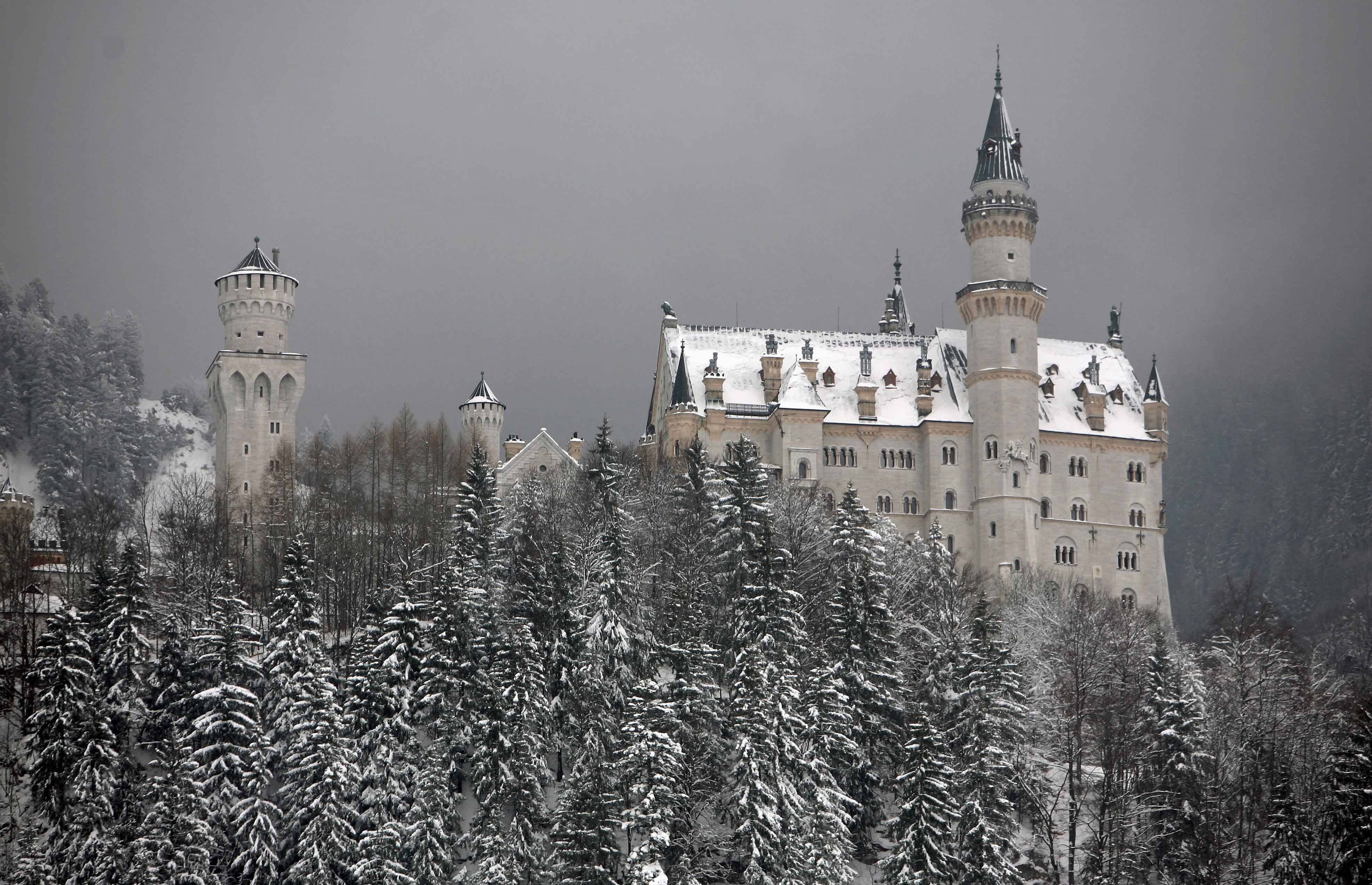 3942x2542 Neuschwanstein Castle HD Wallpaper and Background Image