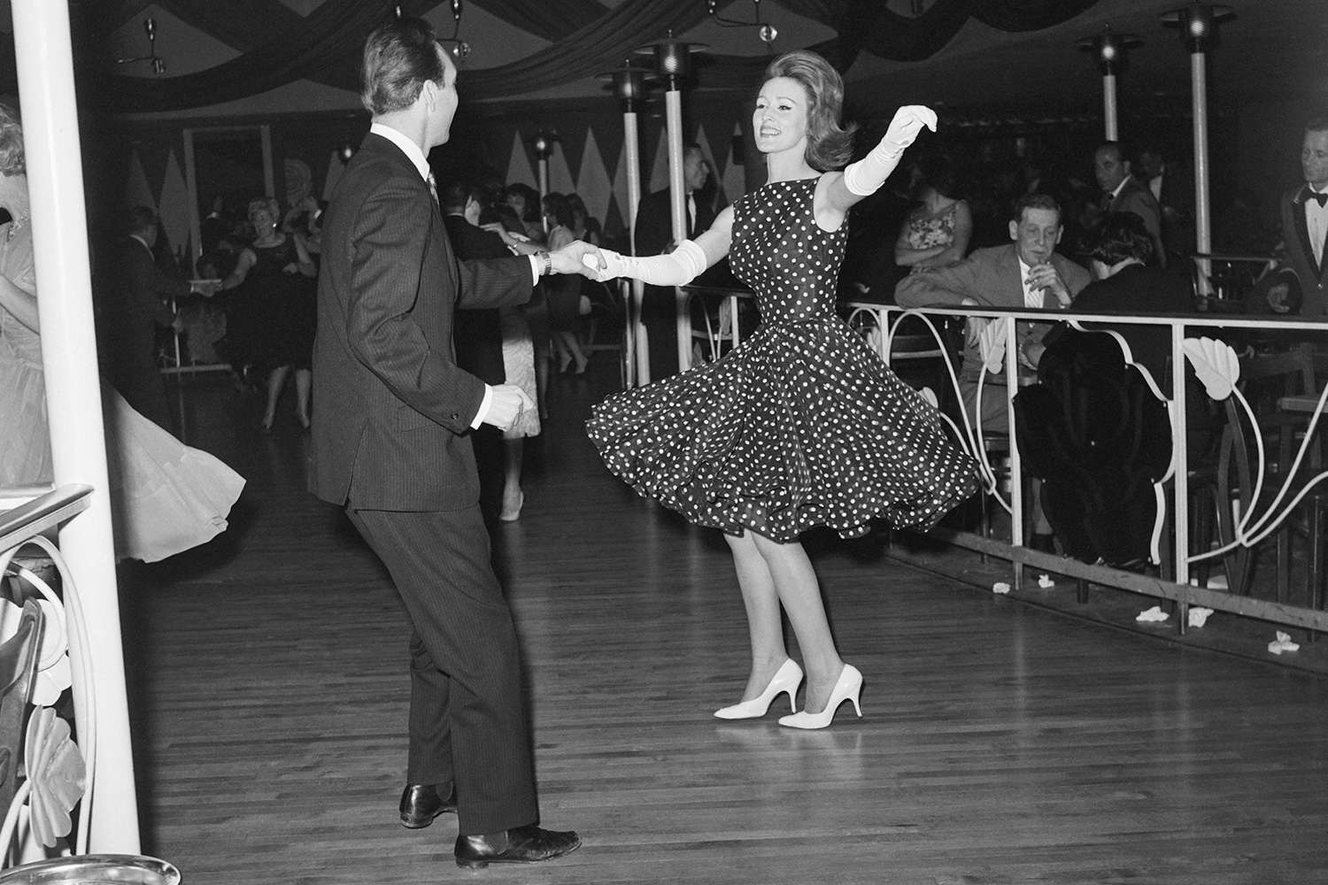 1500x1000 Types of Ballroom Dances