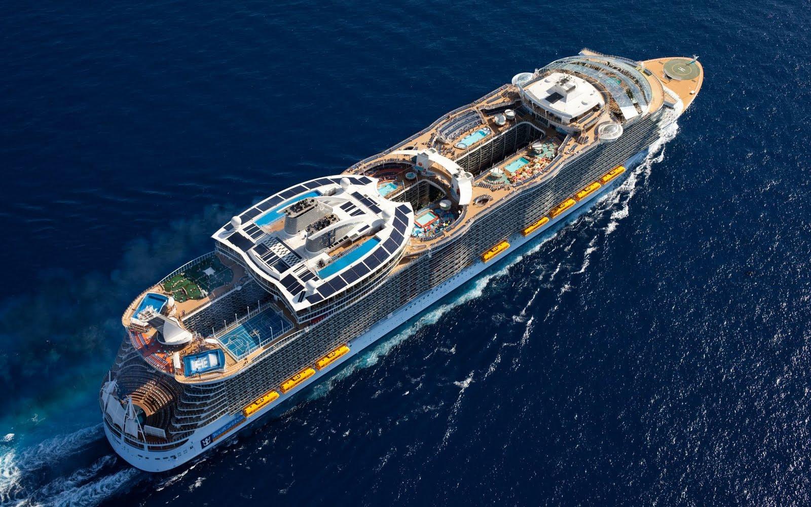 1600x1000 Huge Ship HD Wallpaper Of The Seas