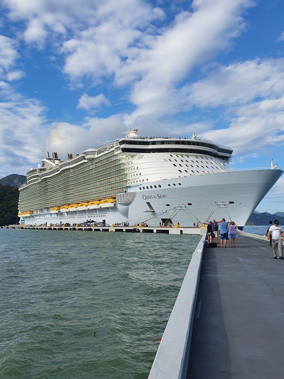 960x1280 Royal Caribbean Oasis of the Seas Plans, Reviews & Picture
