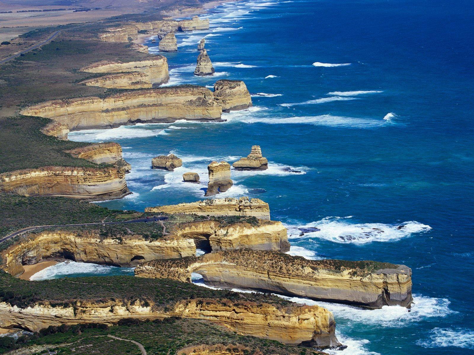1600x1200 Victoria s Shipwreck Coast Wallpaper Australia World Wallpaper in jpg format for free download