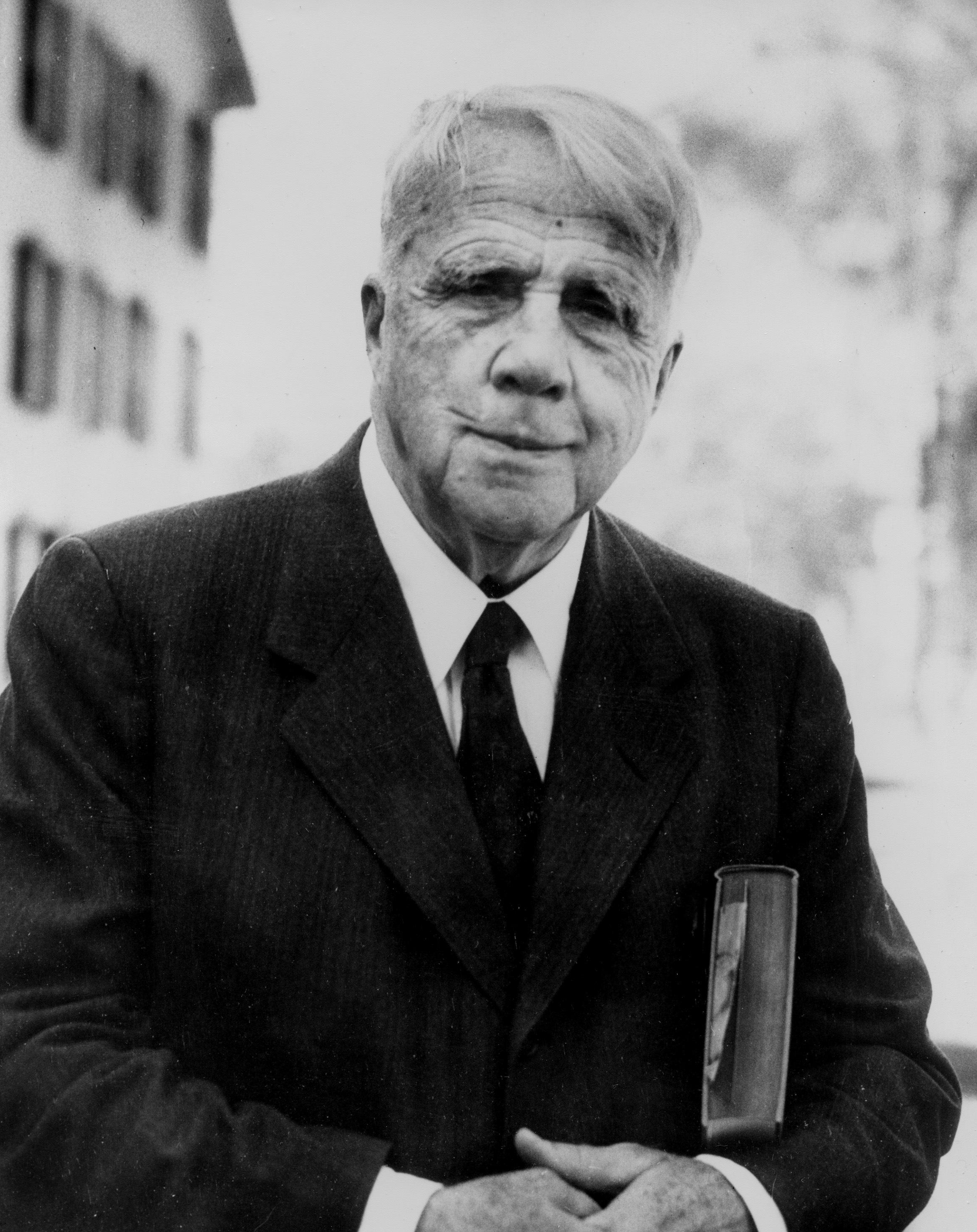 2327x2933 Rare Robert Frost Collection Surfaces 50 Years After His Death