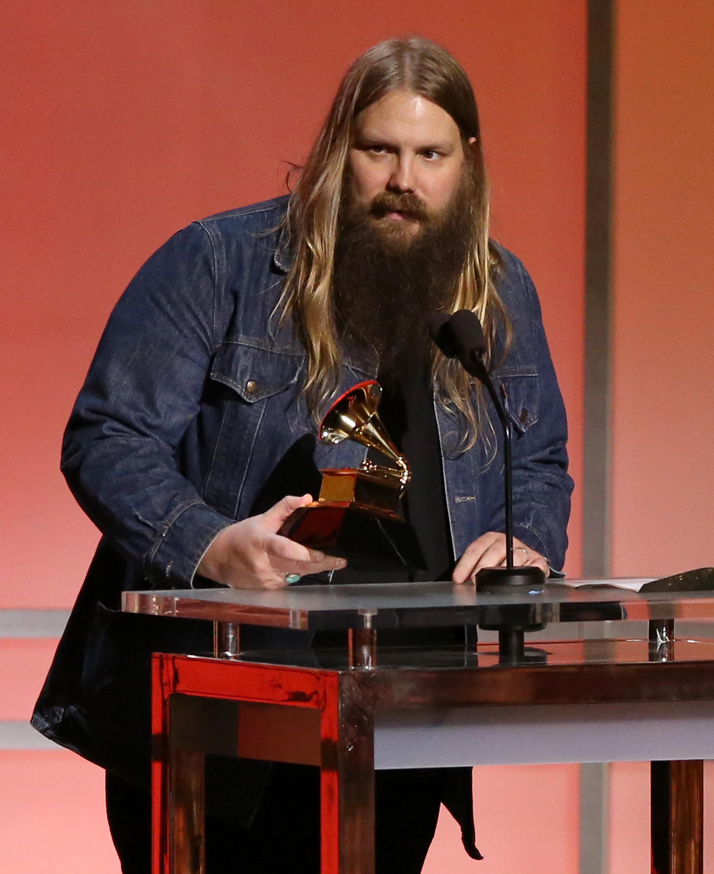 2451x3000 Atlanta Braves summer concert series includes Chris Stapleton, Flo Rida
