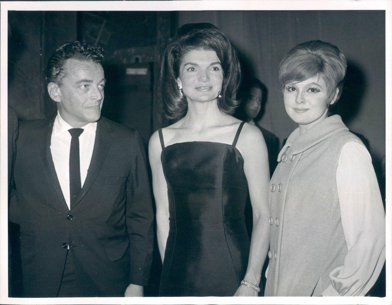 1300x1009 Everything on Broadway image Barbara Harris with Jackie Kennedy