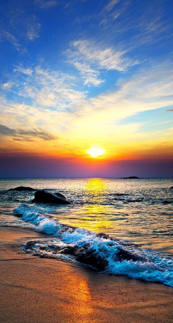 736x1370 Beach Waikiki Scene Reflection Lwaikiki Hawaii Wallpaper Beaches