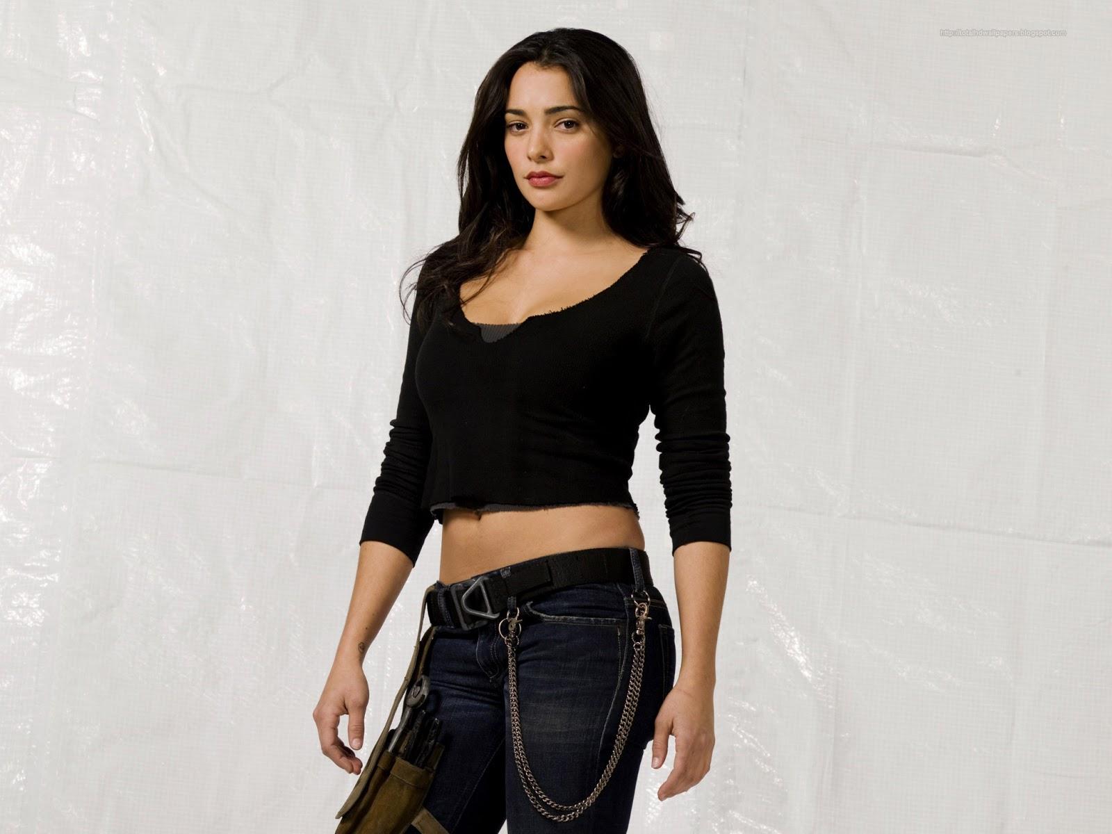 1600x1200 bikini wallpaper hd, clothing, black, shoulder, crop top, neck
