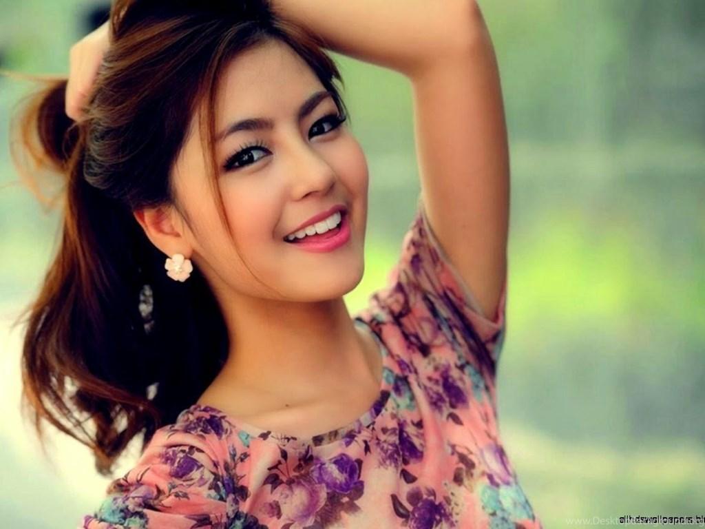 1024x768 Cute Indian Girl Wallpaper Android Desktop Background