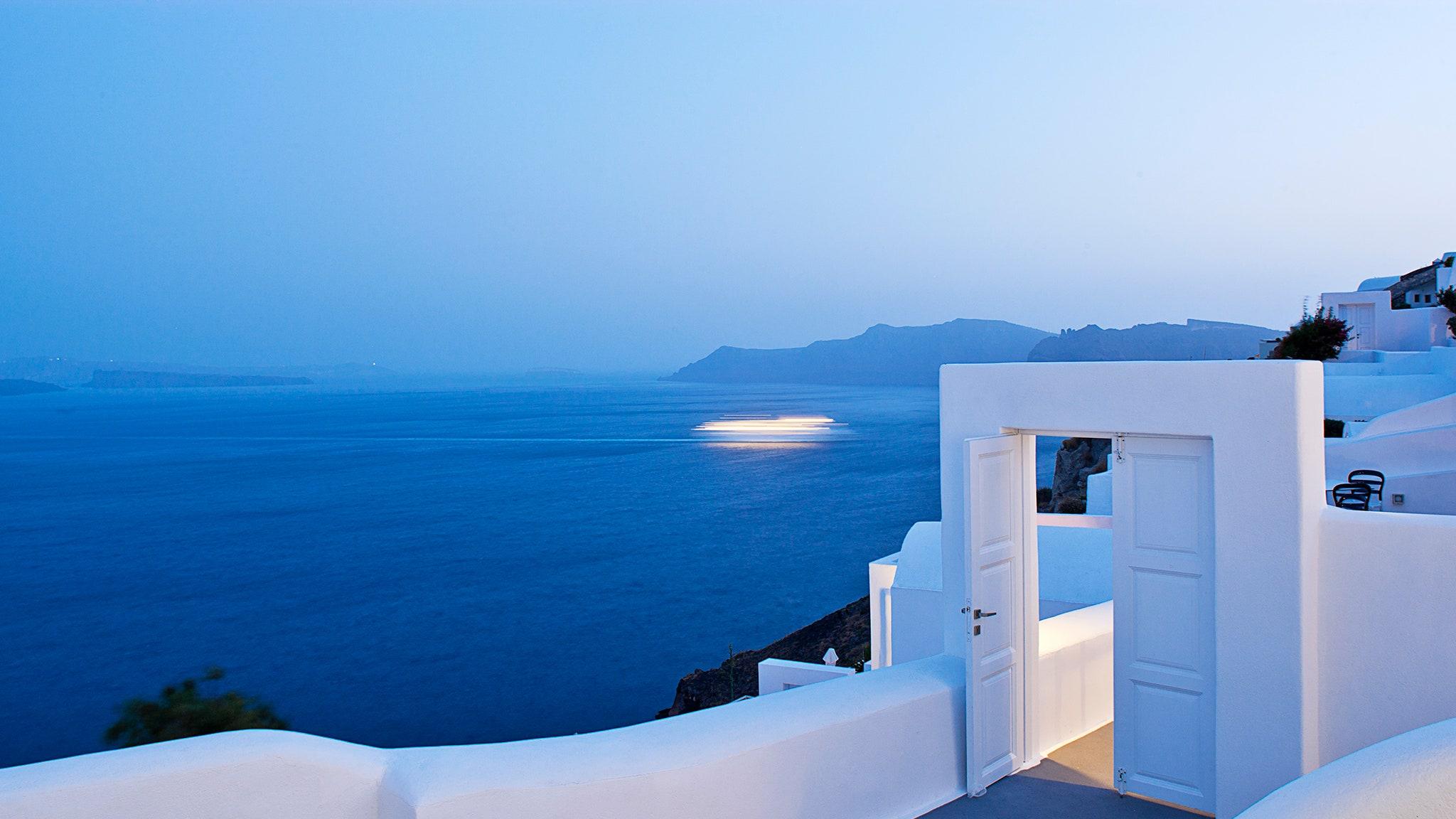 2048x1152 Canaves Oia, Santorini, Greece Review. Condé Nast Traveler