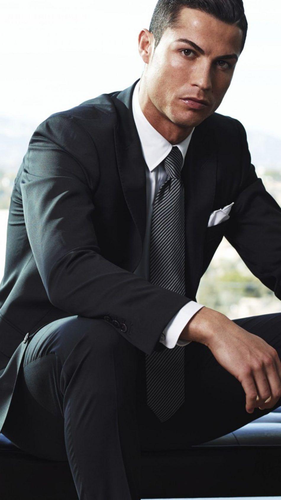 950x1689 Ronaldo