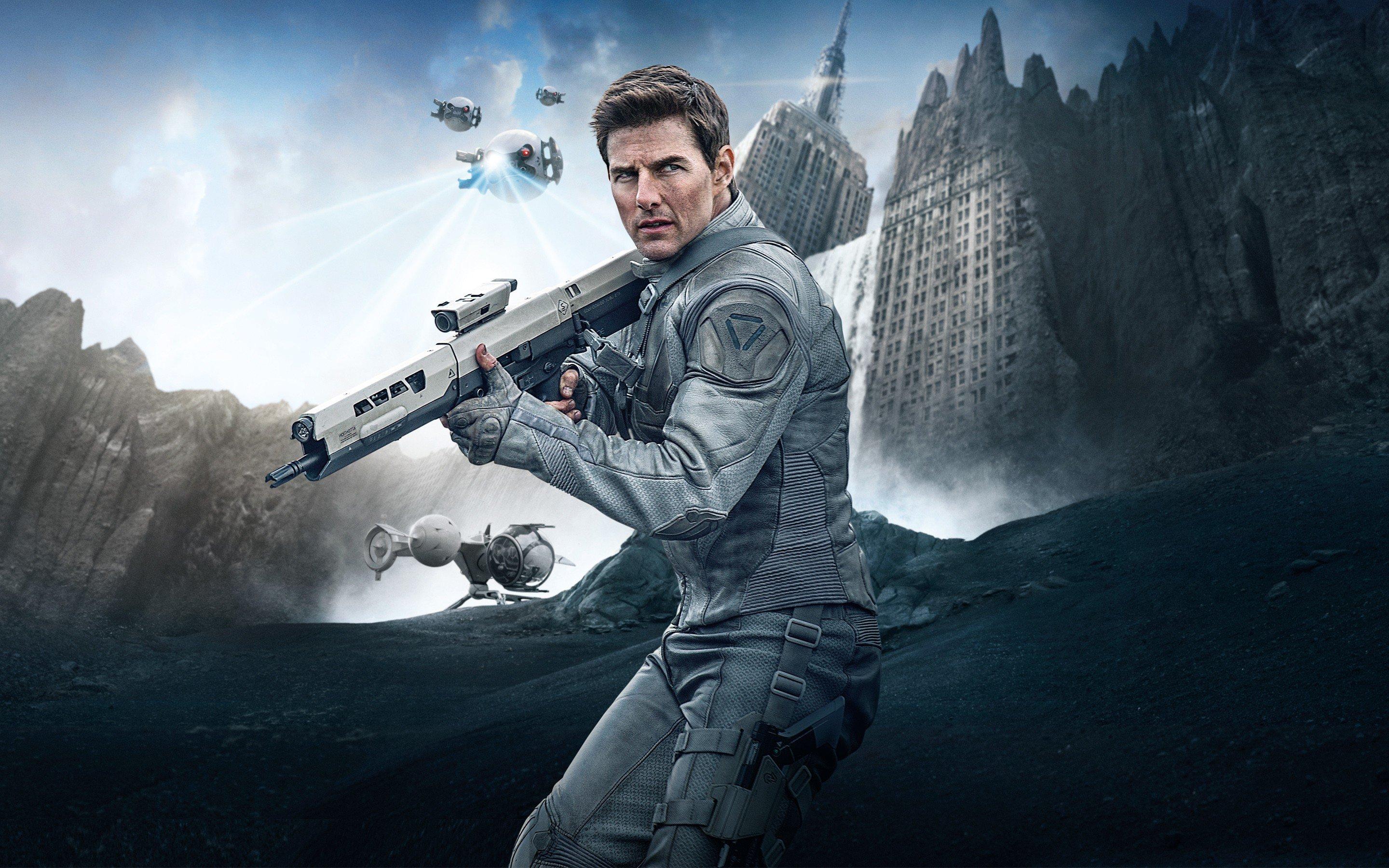 2880x1800 Tom Cruise In Oblivion, HD Movies, 4k Wallpaper, Image, Background, Photo and Picture