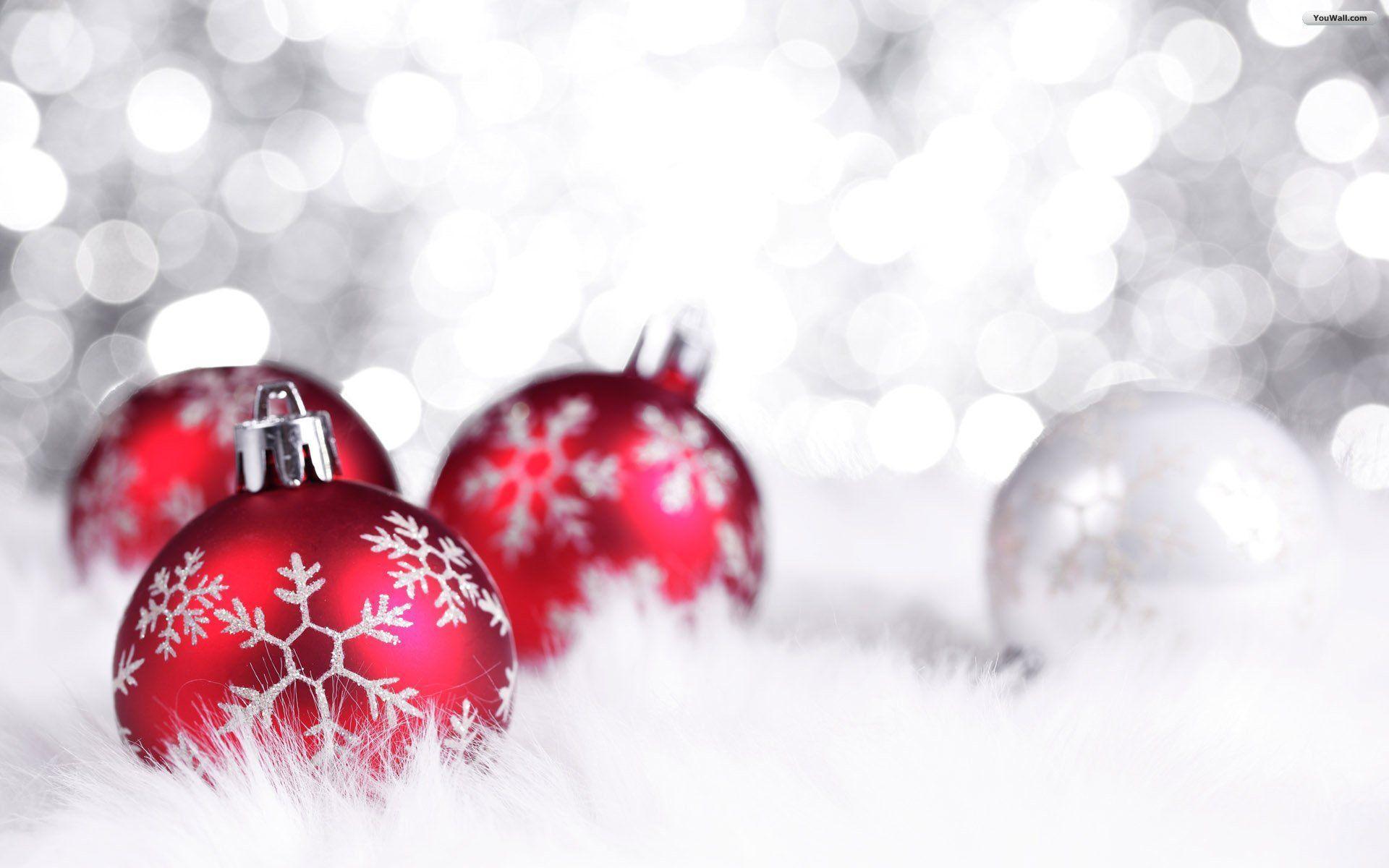 1920x1200 Christmas Balls Wallpaper