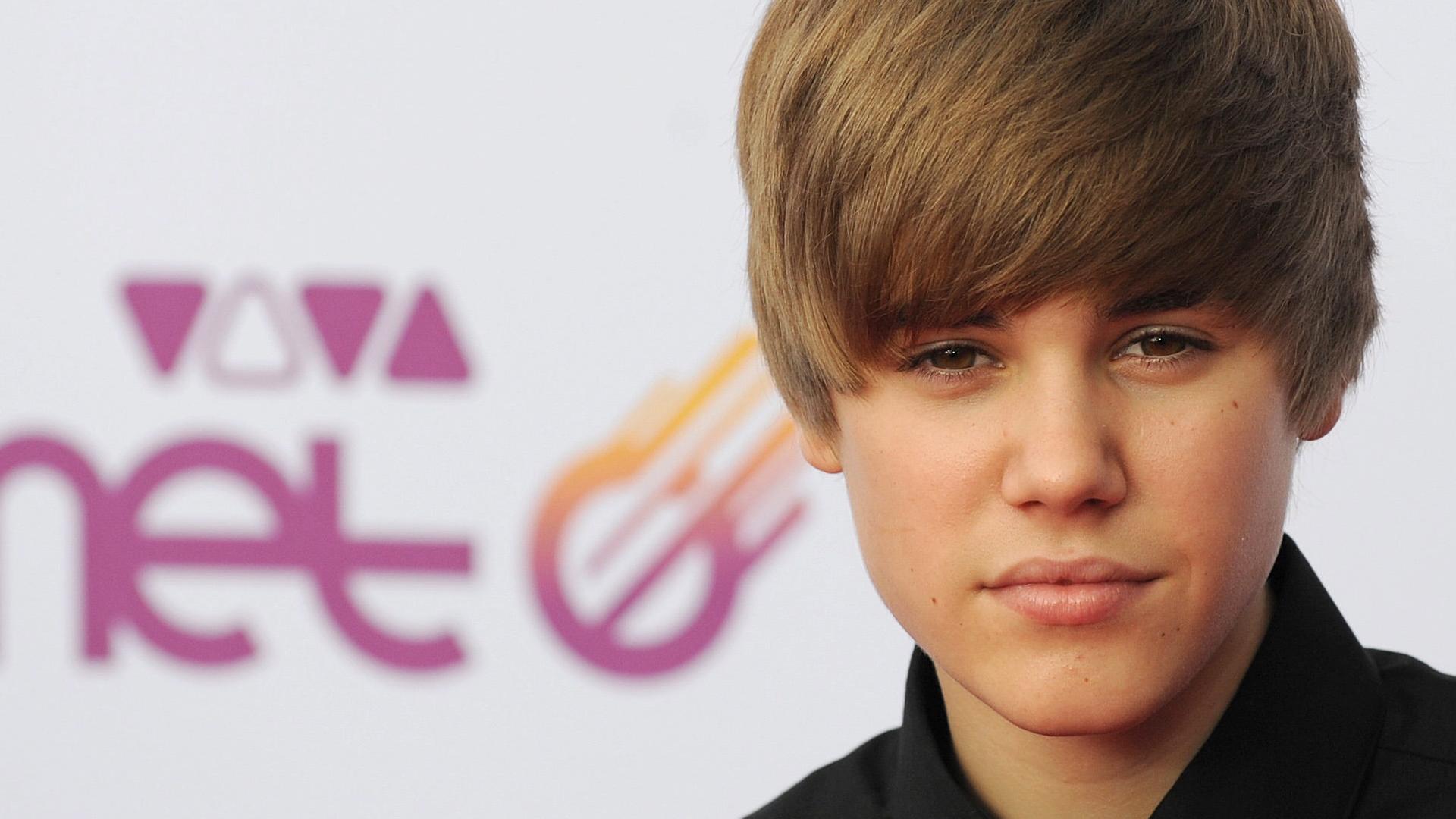 1920x1080 Justin Bieber 2013