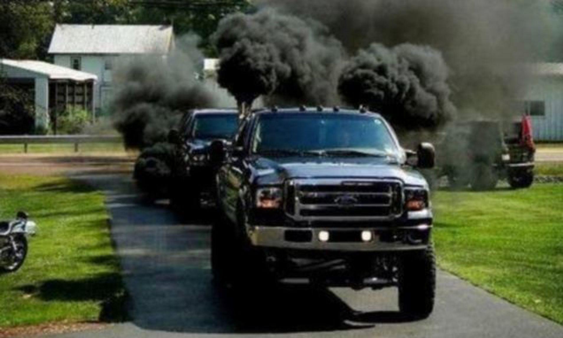 1908x1146 Black Smoke Belching Pick Ups Built By Anti Environmentalists Who Are 'rolling Coal'. Daily Mail Online
