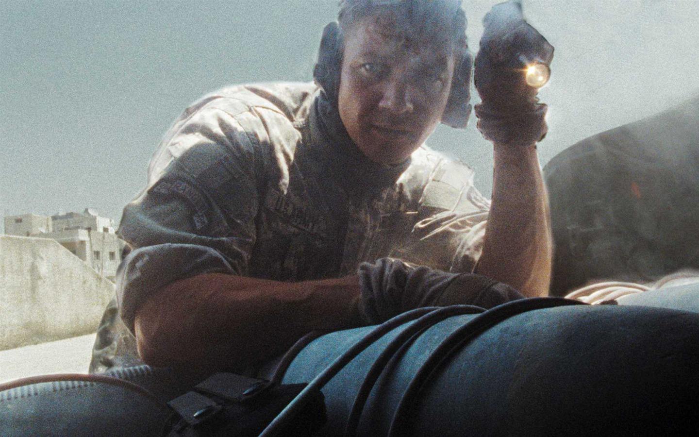 1440x900 The Hurt Locker HD Wallpaper Locker Car Bomb