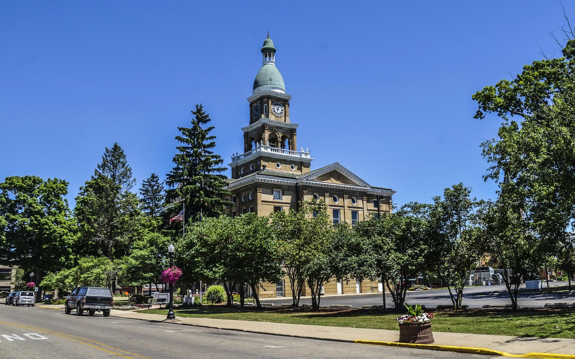 1920x1200 Download wallpaper Hillsdale, Michigan, town hall, summer, park, American flag, USA for desktop with resolution 1920x1200. High Quality HD picture wallpaper